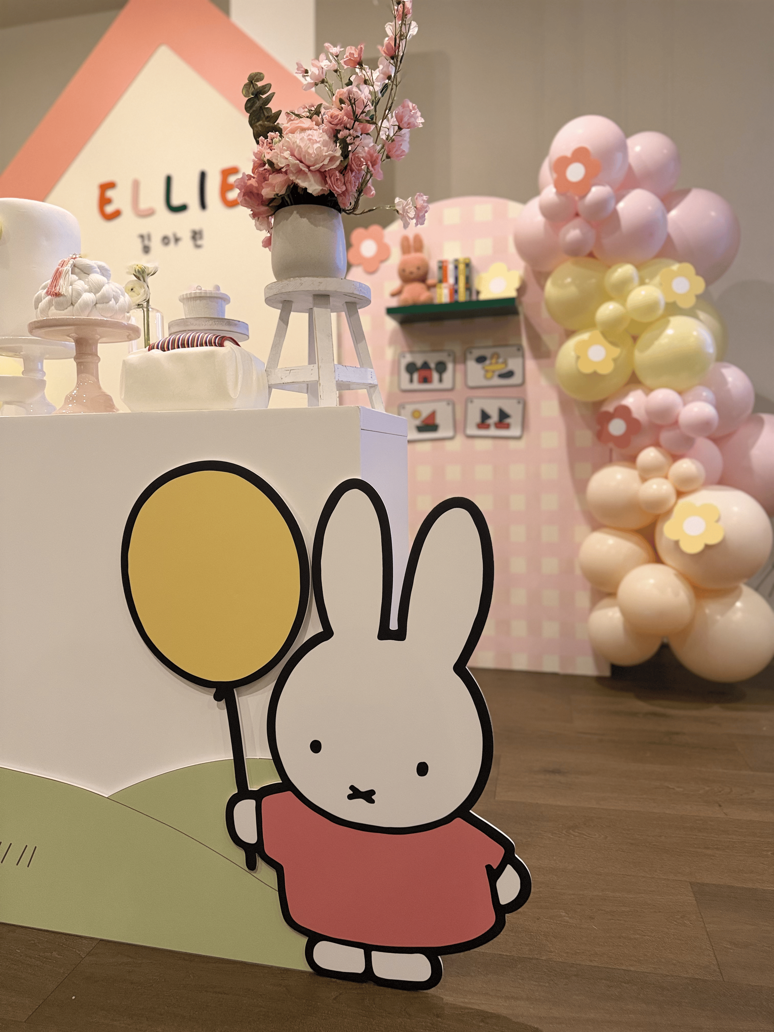 First birthday celebration with Miffy theme. Korean dol / dohl table styling in LA, OC, Irvine.
