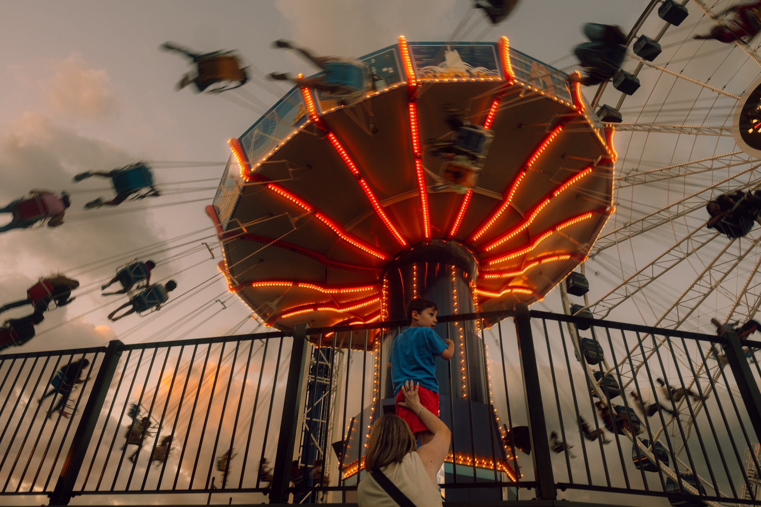 The CHI-SpinNoBrdr.jpg