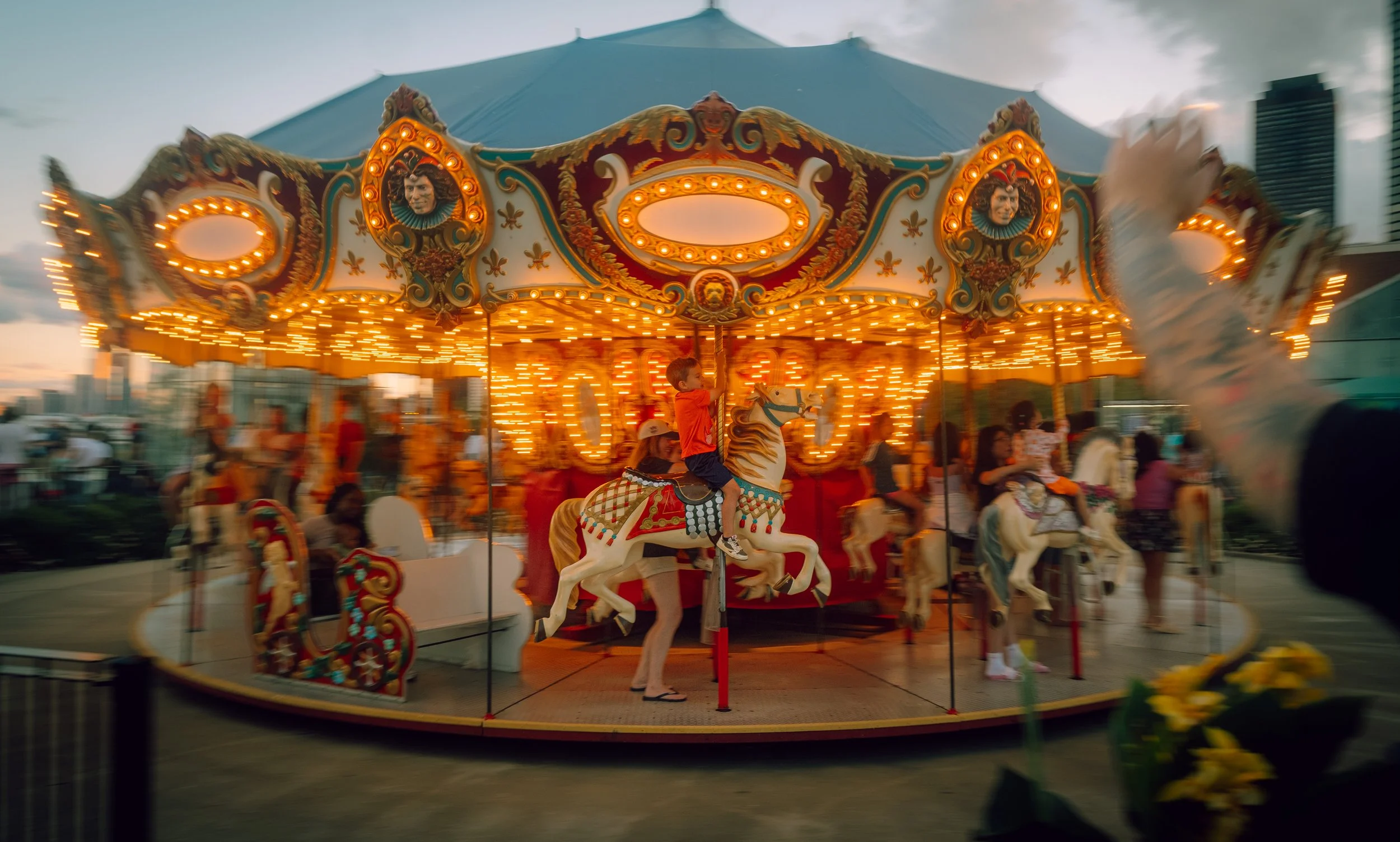 The CHI-SpinNoBrdrr.jpg