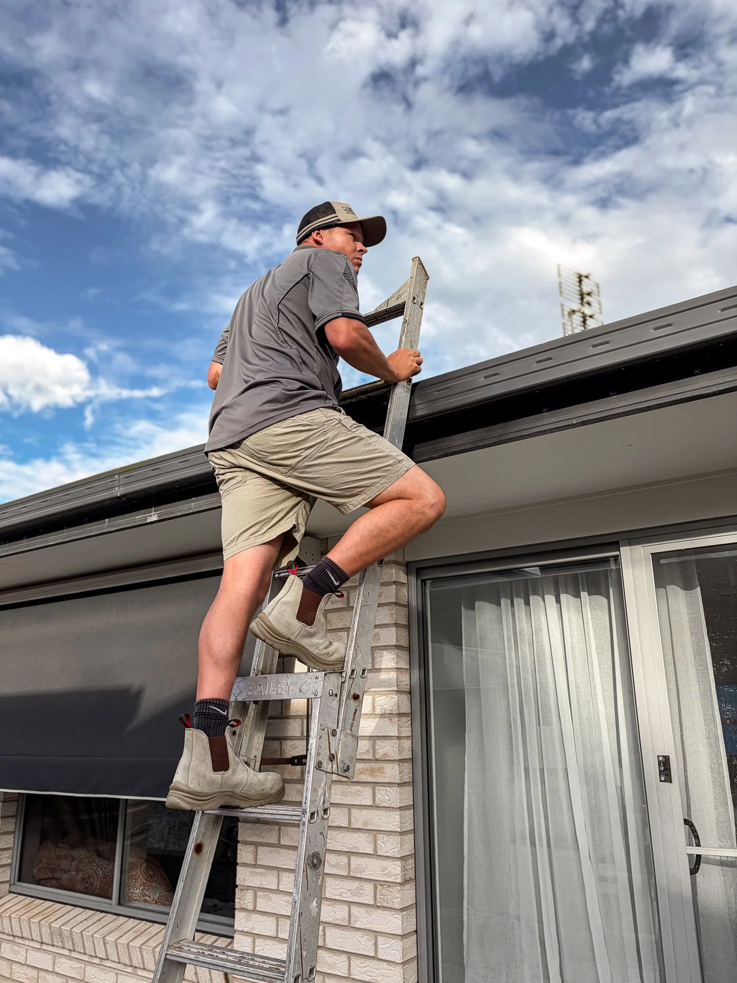 Sam-Kemp-Building-and-Pest-Inspecting-Roof