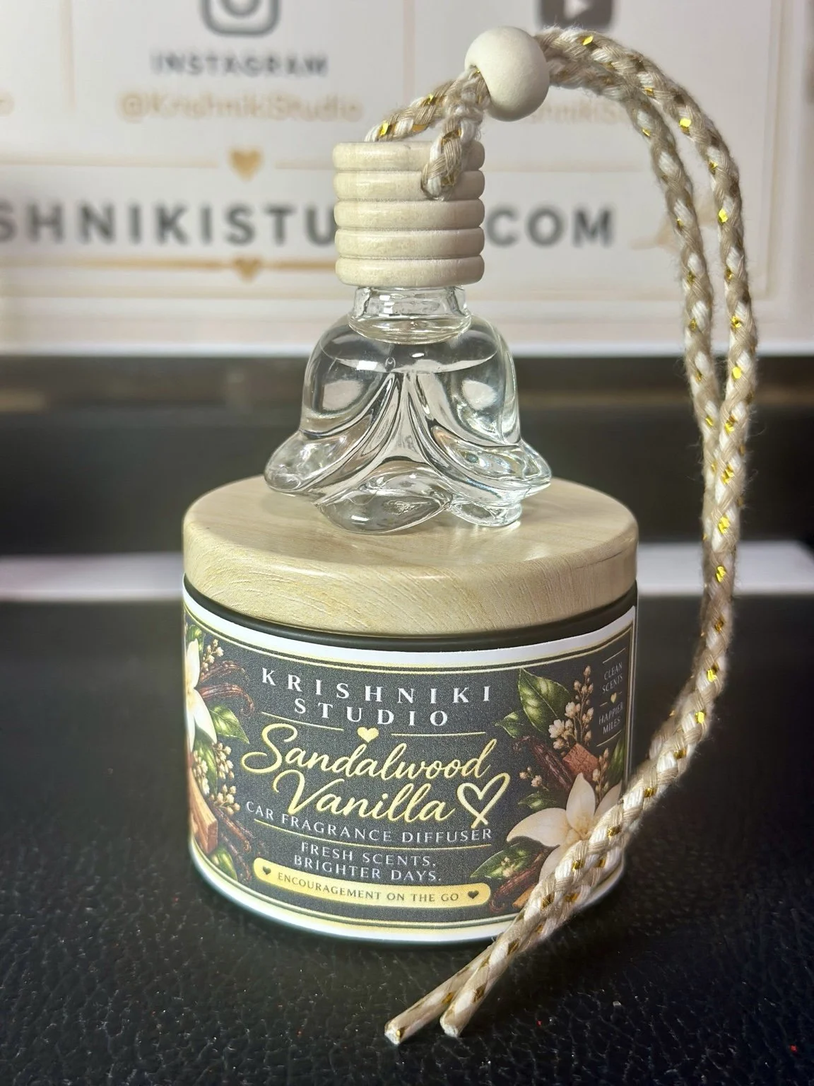 Sandalwood Vanilla Car Fragrance Diffuser