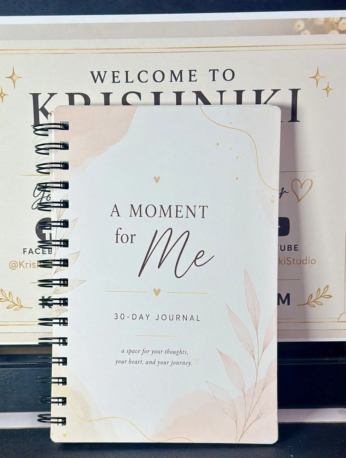 A Moment for Me-30-Day Guided Reflection Journa