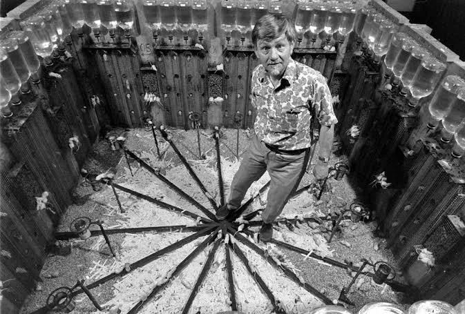 Researcher John Calhoun stands within his experiment called "Rat Utopia" Universe 25