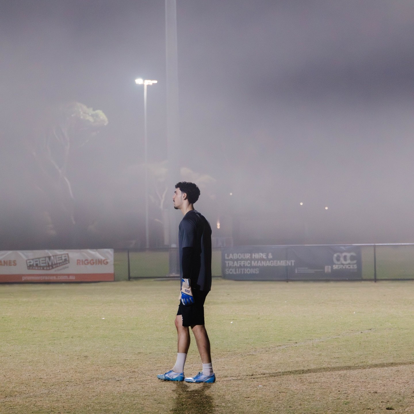 Last nights photo session was a little unexpected &ldquo;natural effect&rdquo; opportunity. Amongst the moody misty night and the carpark dust, these were the results.

Simple joys like this is what makes a self taught photographer (me) know deep dow