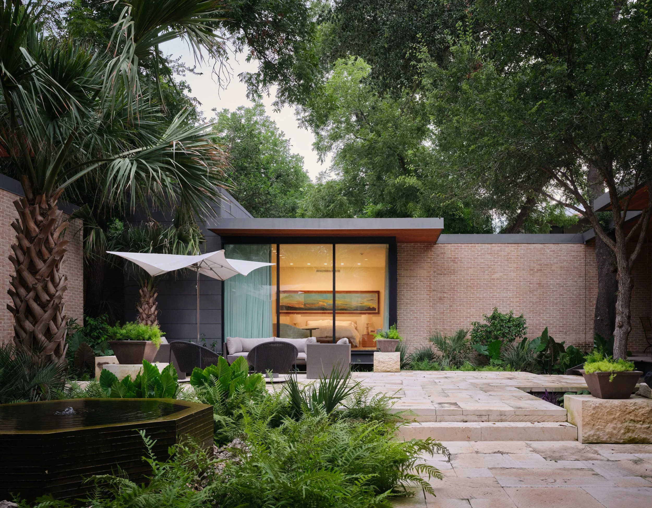 King William Courtyard House