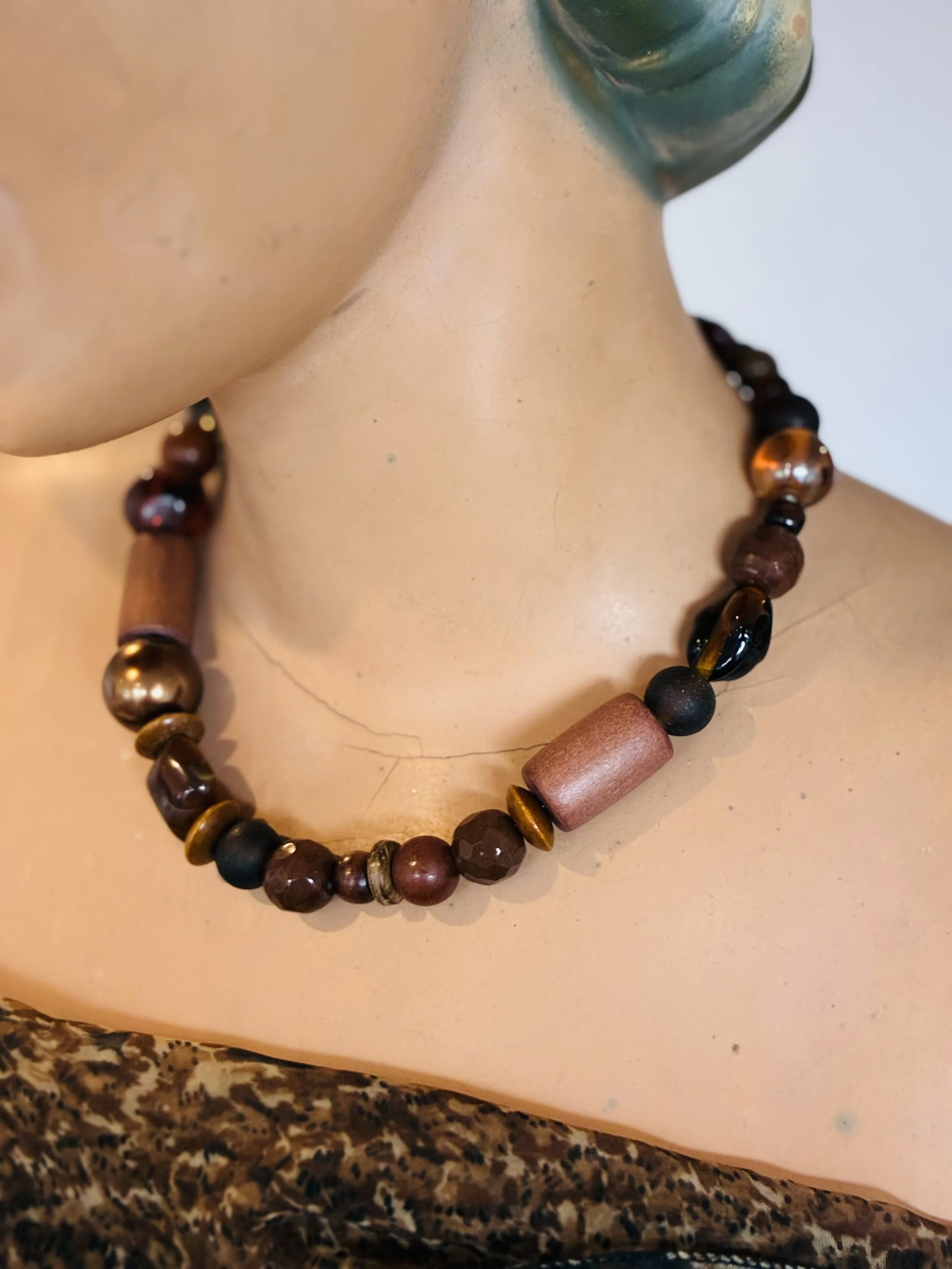 CARNIVAL BROWN - Just Brown 2 (44cm)