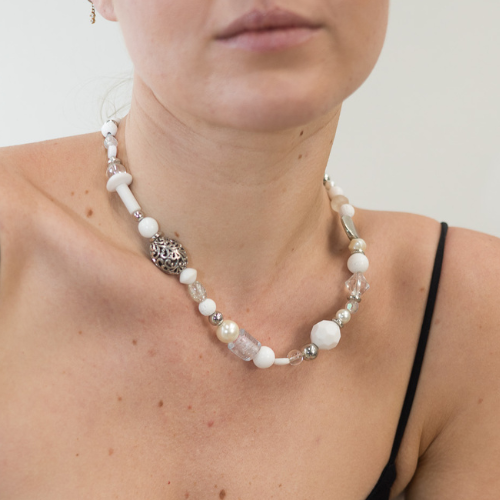 Carnival Necklace Cloud Dancer White 46