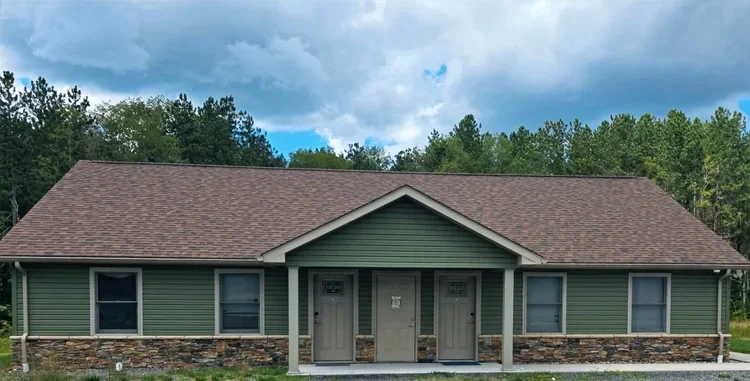 Traditional apartments in one and two bedroom configurations that include all utilities in the rent payment for easy budgeting while working in the Thomas, WV area.