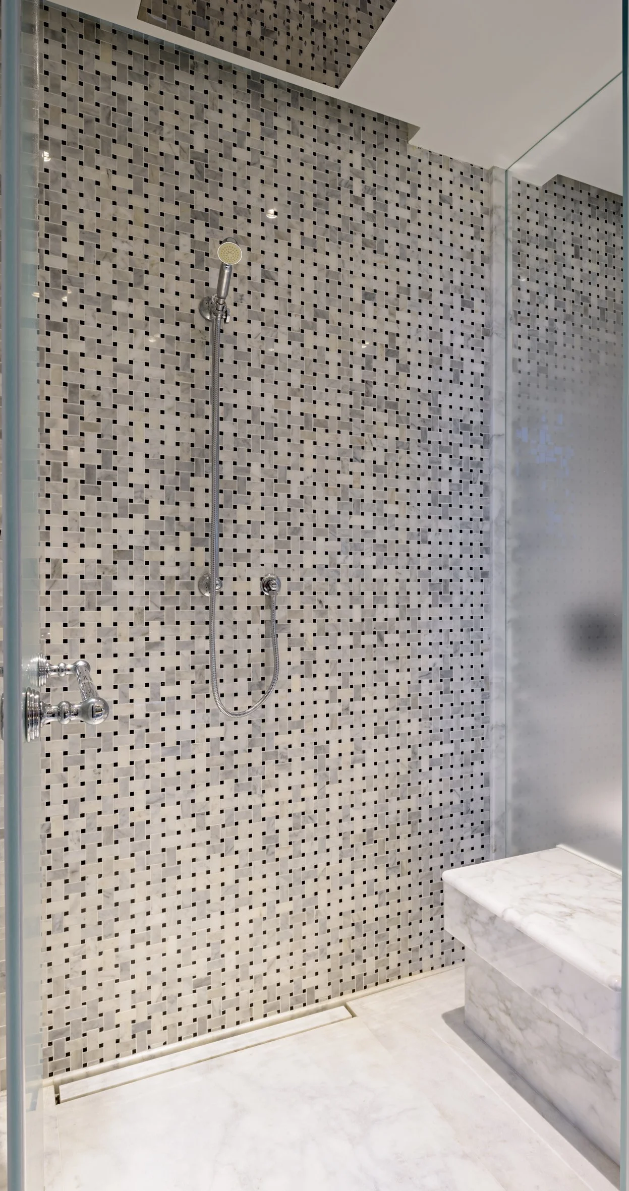 06.12.17 SLTG Kamers -2026 P.jpg