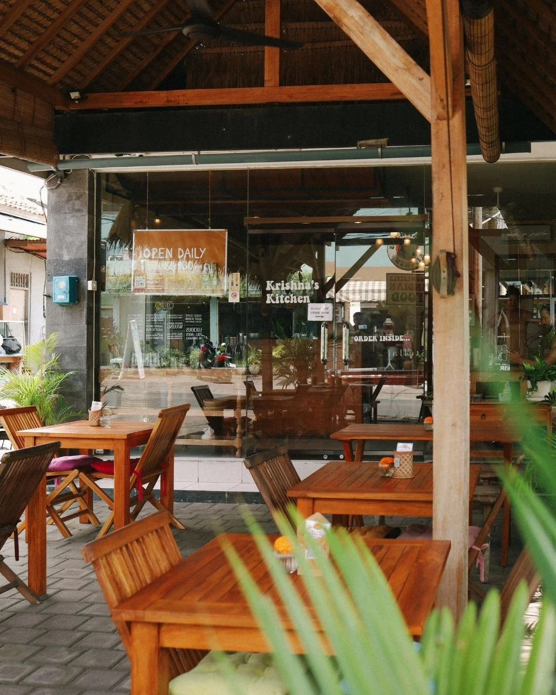 Cozy vibes in the heart of Uluwatu
We're open daily 12-10pm serving authentic homestyle Indian food.
Minutes from Padang-Padang Beach 🍛🌴💖

#IndianRestaurantBali #IndianFoodBali #BaliEats #BaliFoodies #BaliRestaurants #BaliDining