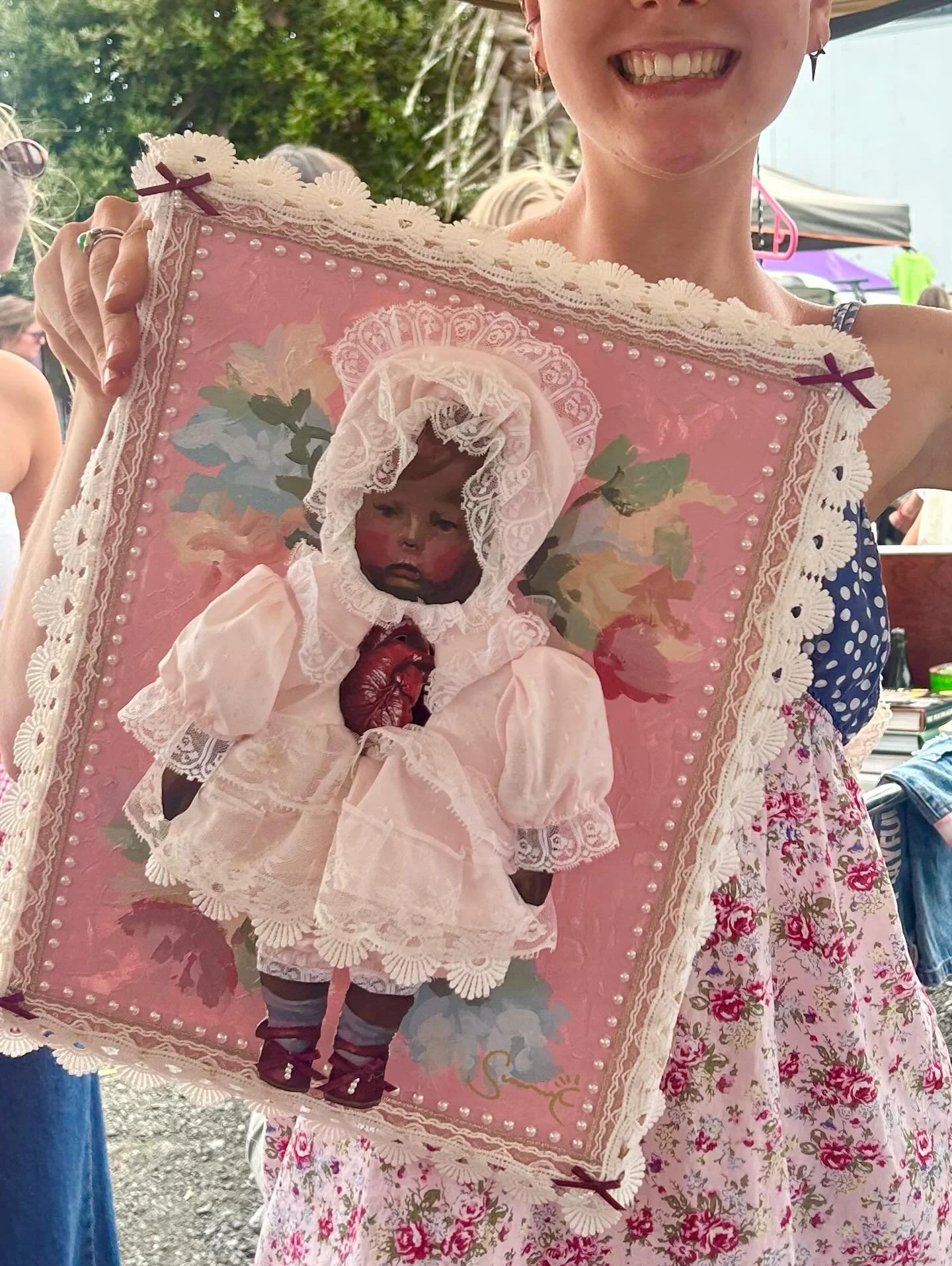 posie and the lacy pink dress has been sold! ⋆⭒˚.⋆

so happy she found the perfect home

#art #paintings #paintingforsale #artforsale #nzart #newzealandart #design #mixedmedia #acrylicpaint #designer #artist #painter