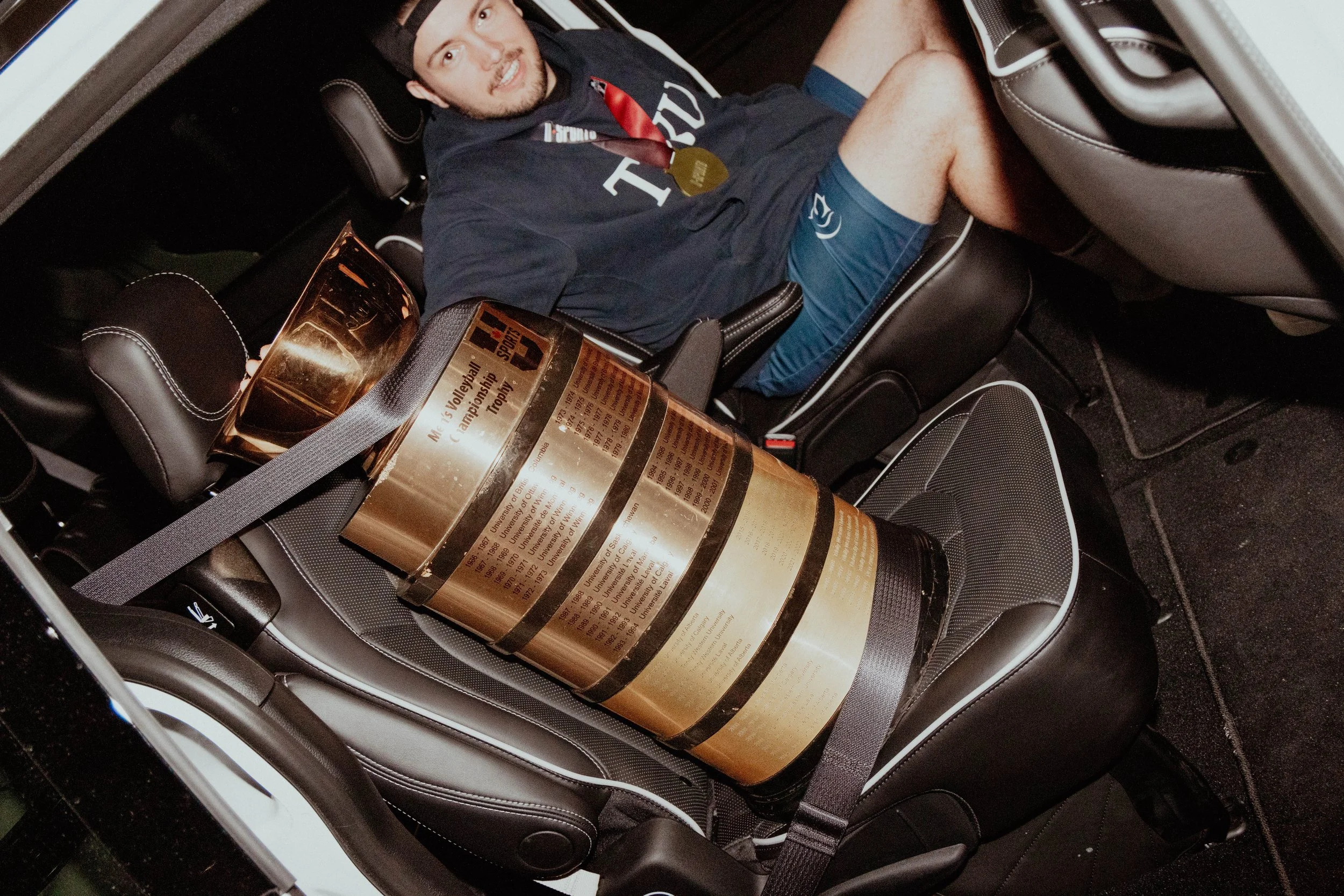 Boston Pizza Trophy Pic-6.jpg