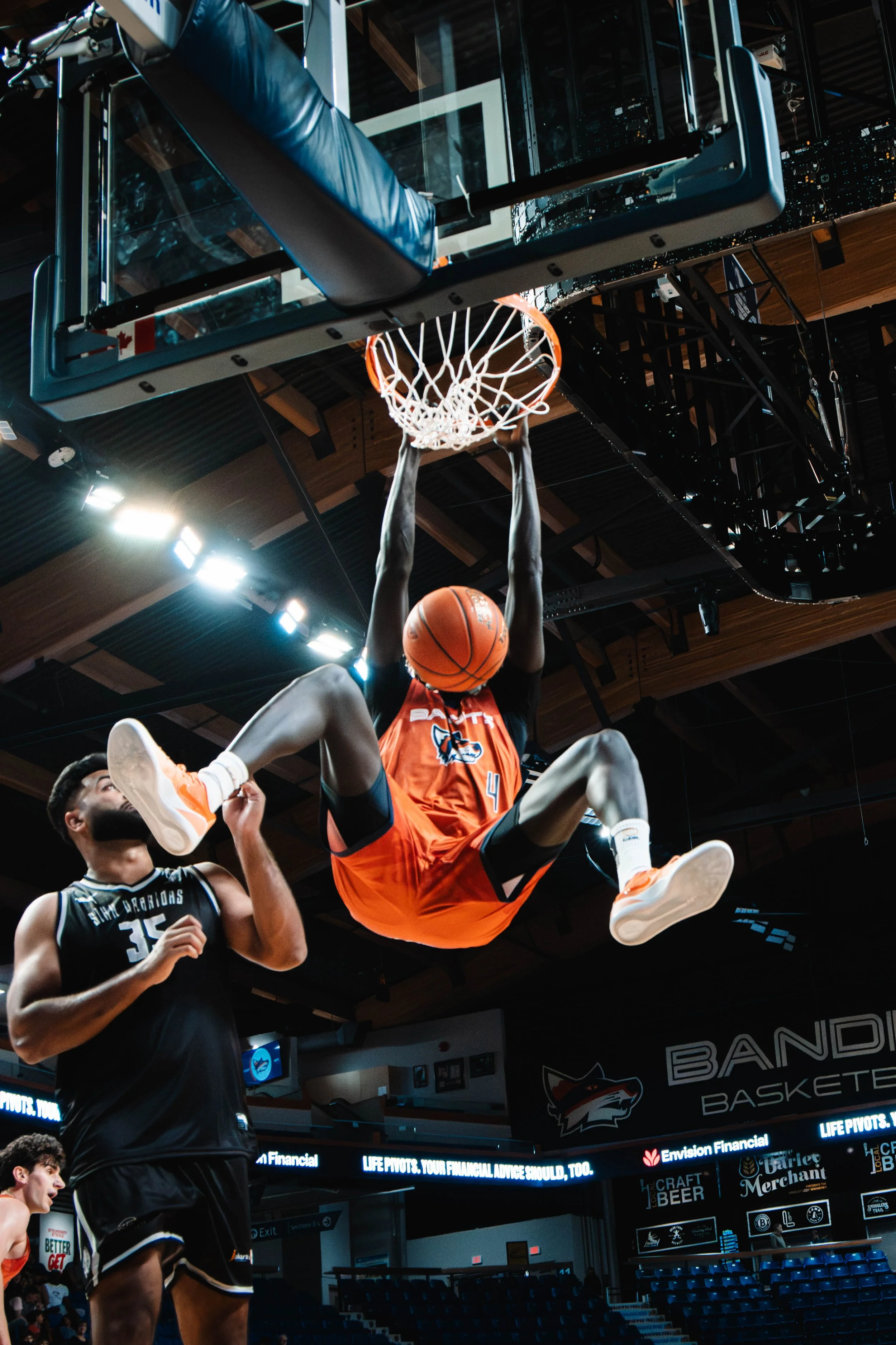 Bandits Dunk - AldenJS Photography.jpg