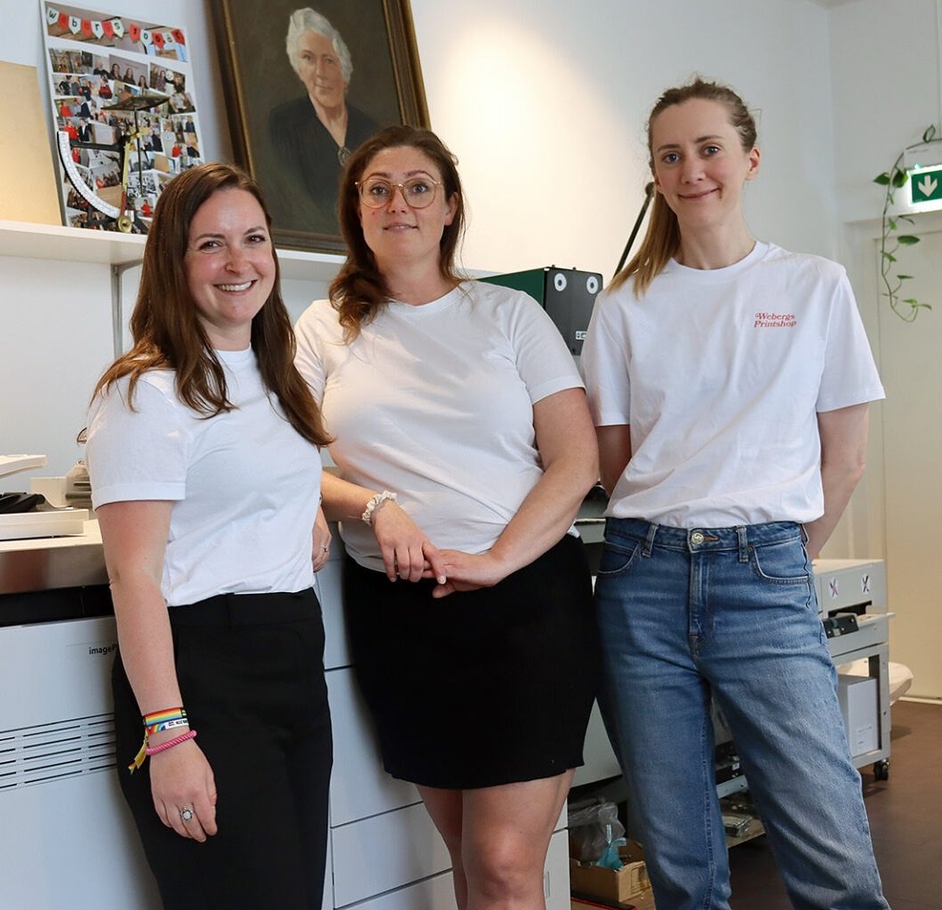 Sign&amp;Print har intervjuet oss! 🤩

Les mer her: https://signogprint.no/2025/10/27/her-sitter-kvinnehistorien-i-veggene/

📷 Anja Degerholm