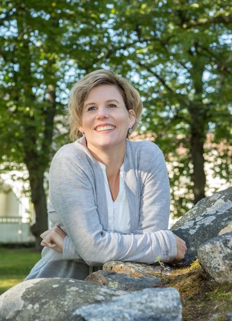 Otan vastaan Eurassa ja Raumalla sekä etänä koko Suomessa.  Mietitään yhdessä mikä olisi sopiva apu tilanteeseen.