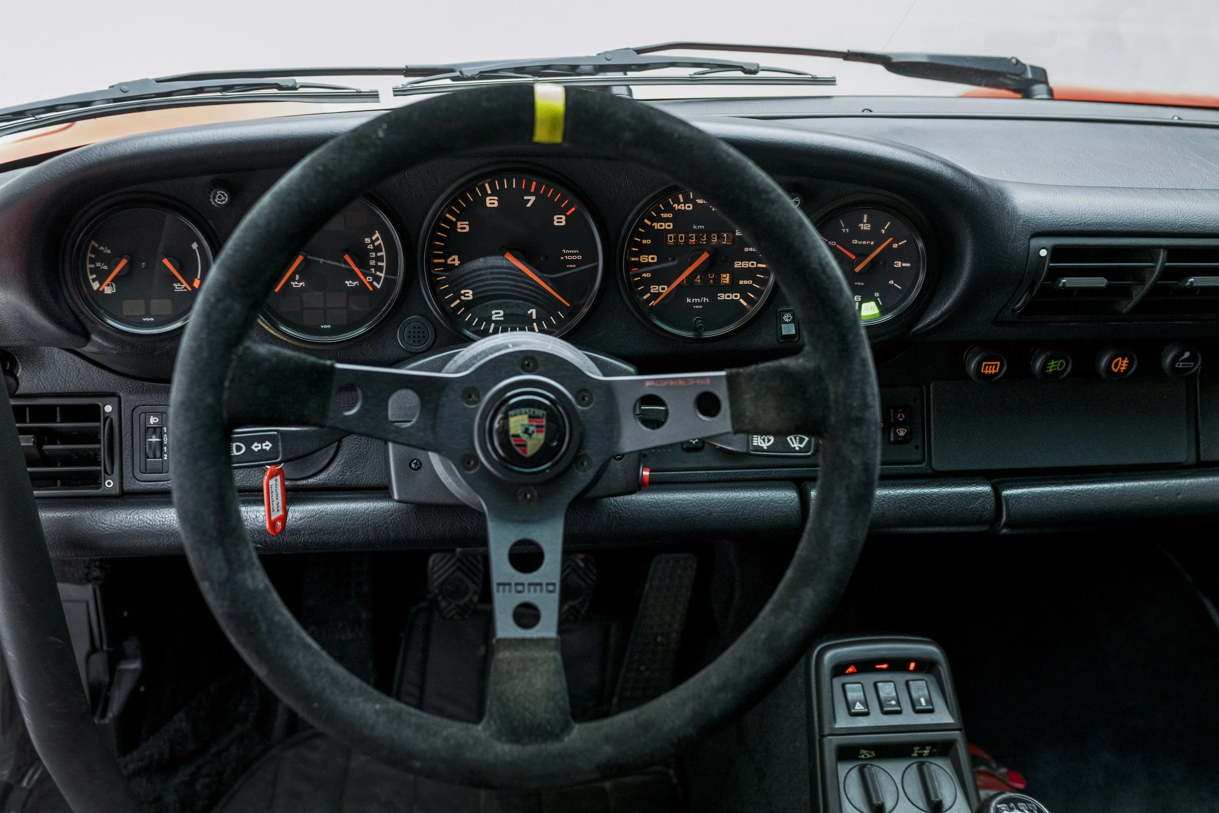 964C4_indischrot Gedntlemen Driver-21.jpg