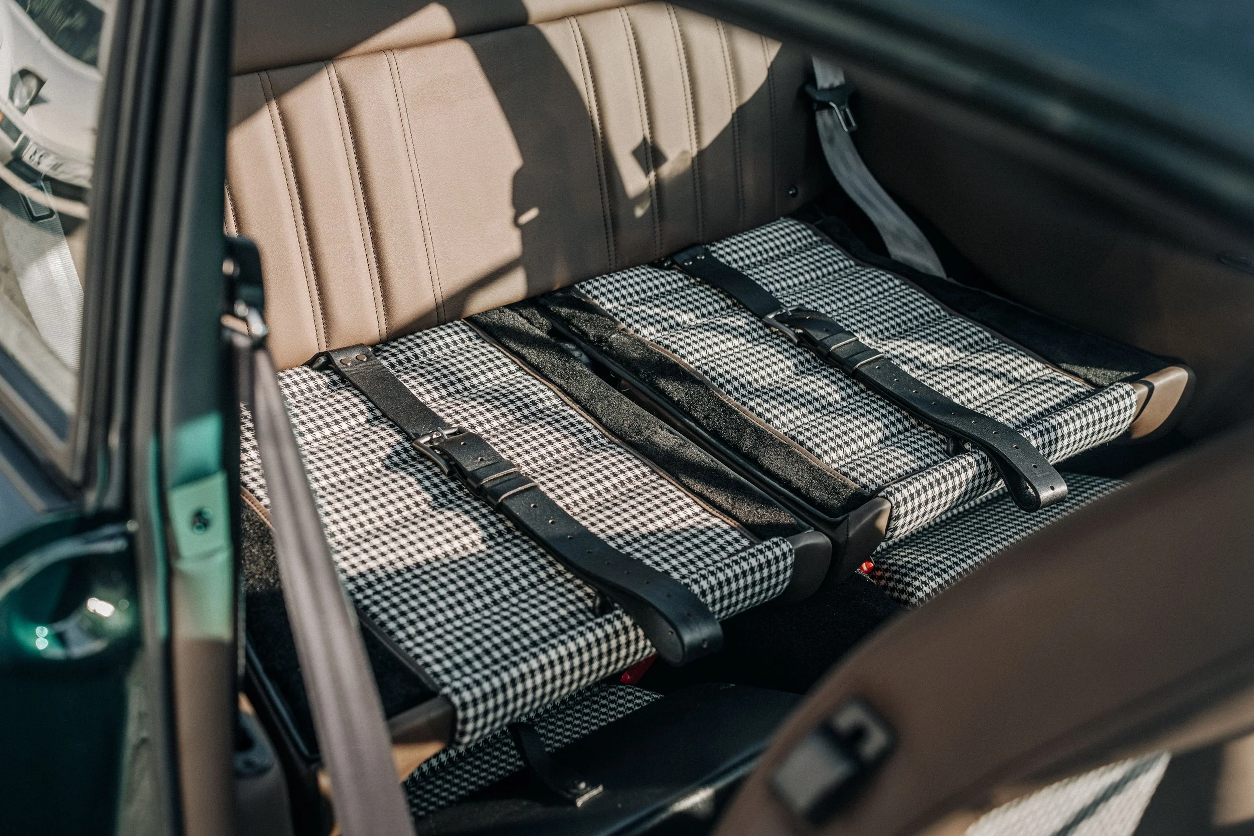 M964_2026_01_964C4_green x gold-05596.jpg