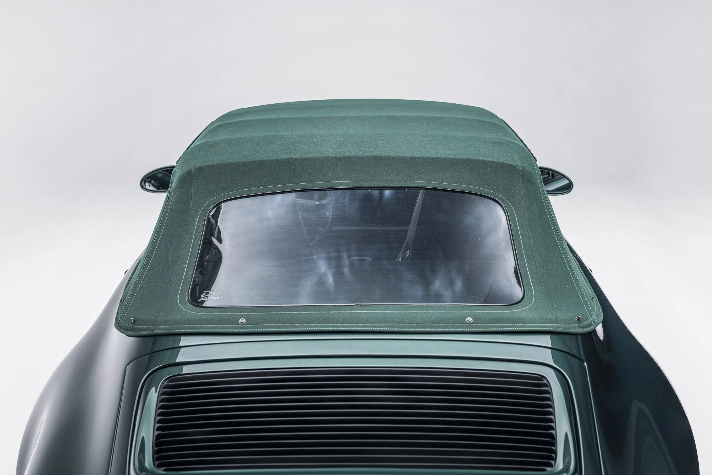 964C4_cabrio_grün-8.jpg
