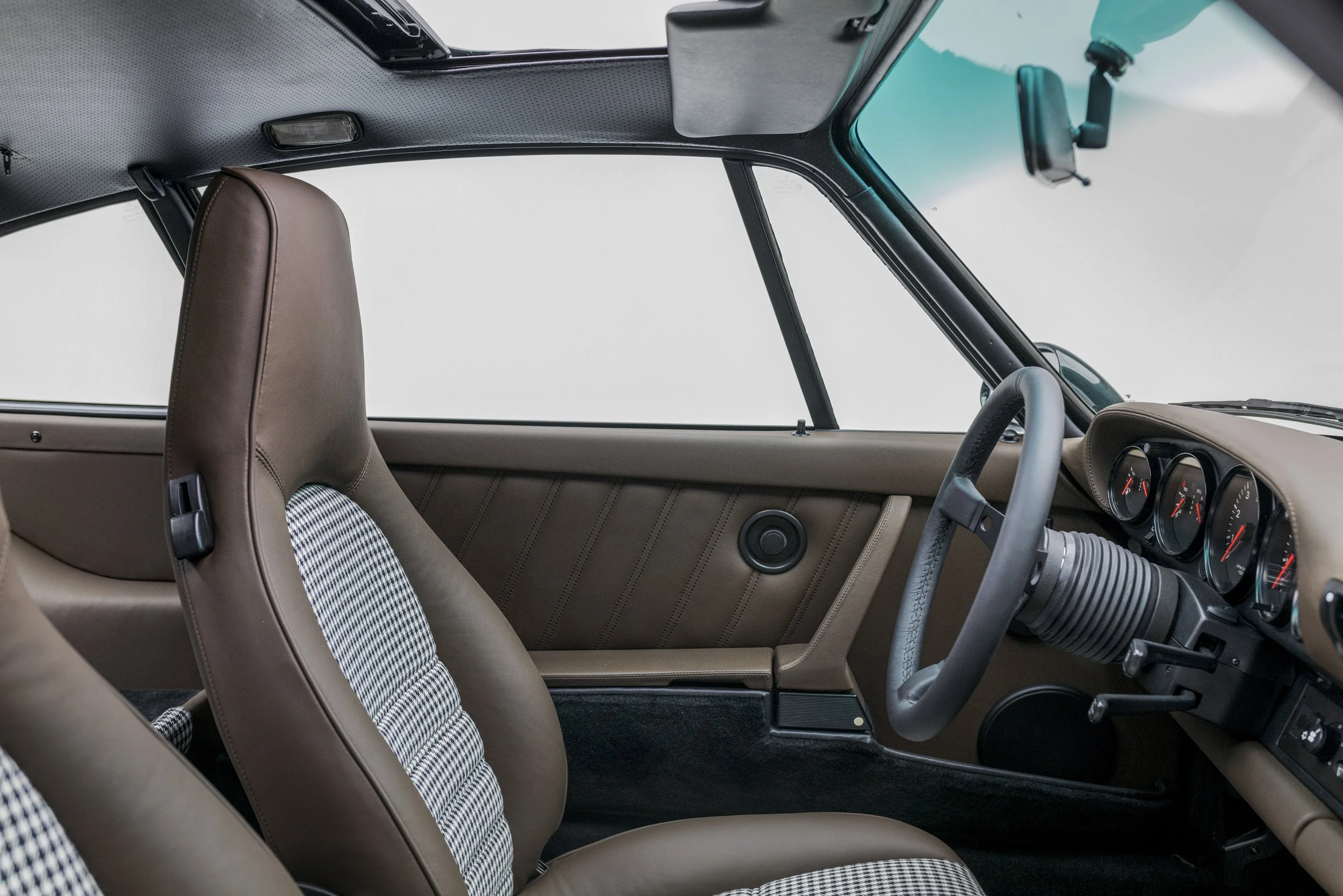 964C4_green on bbs-16.jpg