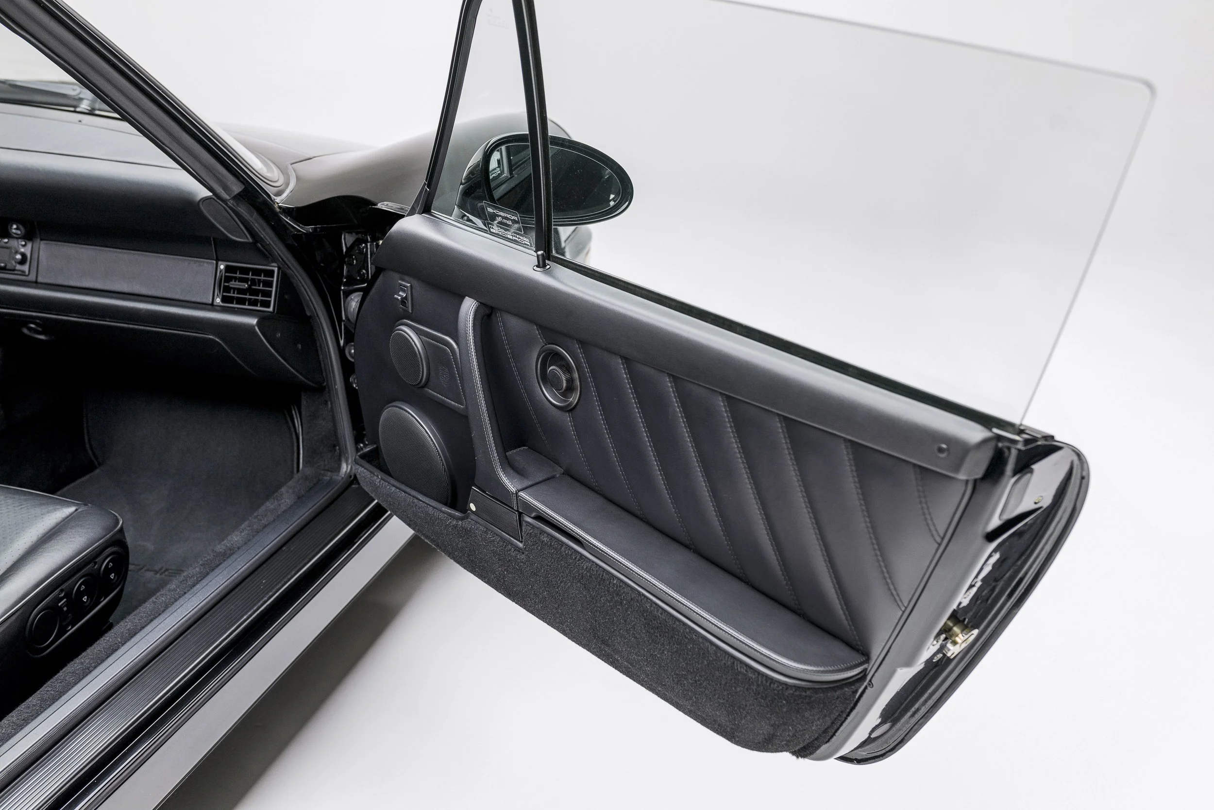 M964_964C2_targa_schwarz (20 von 40).jpg