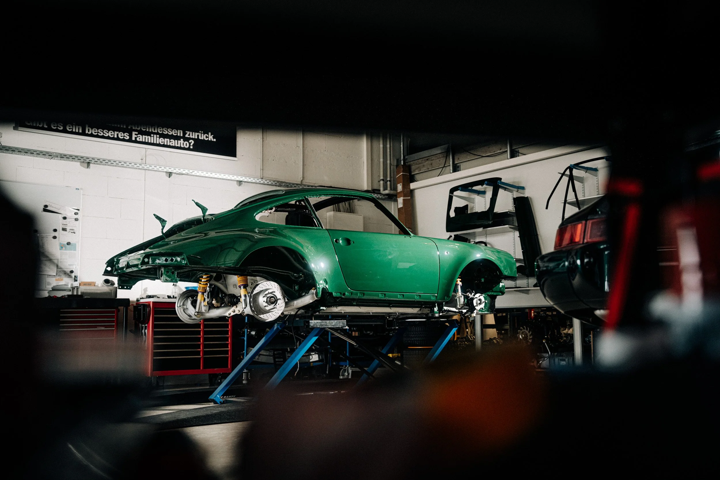 964 turbo 3.3 in build from a bare shell.