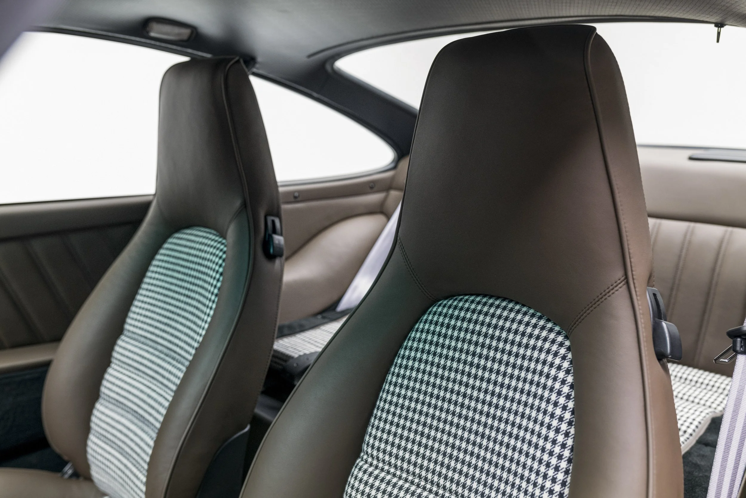 964C4_green on bbs-28.jpg