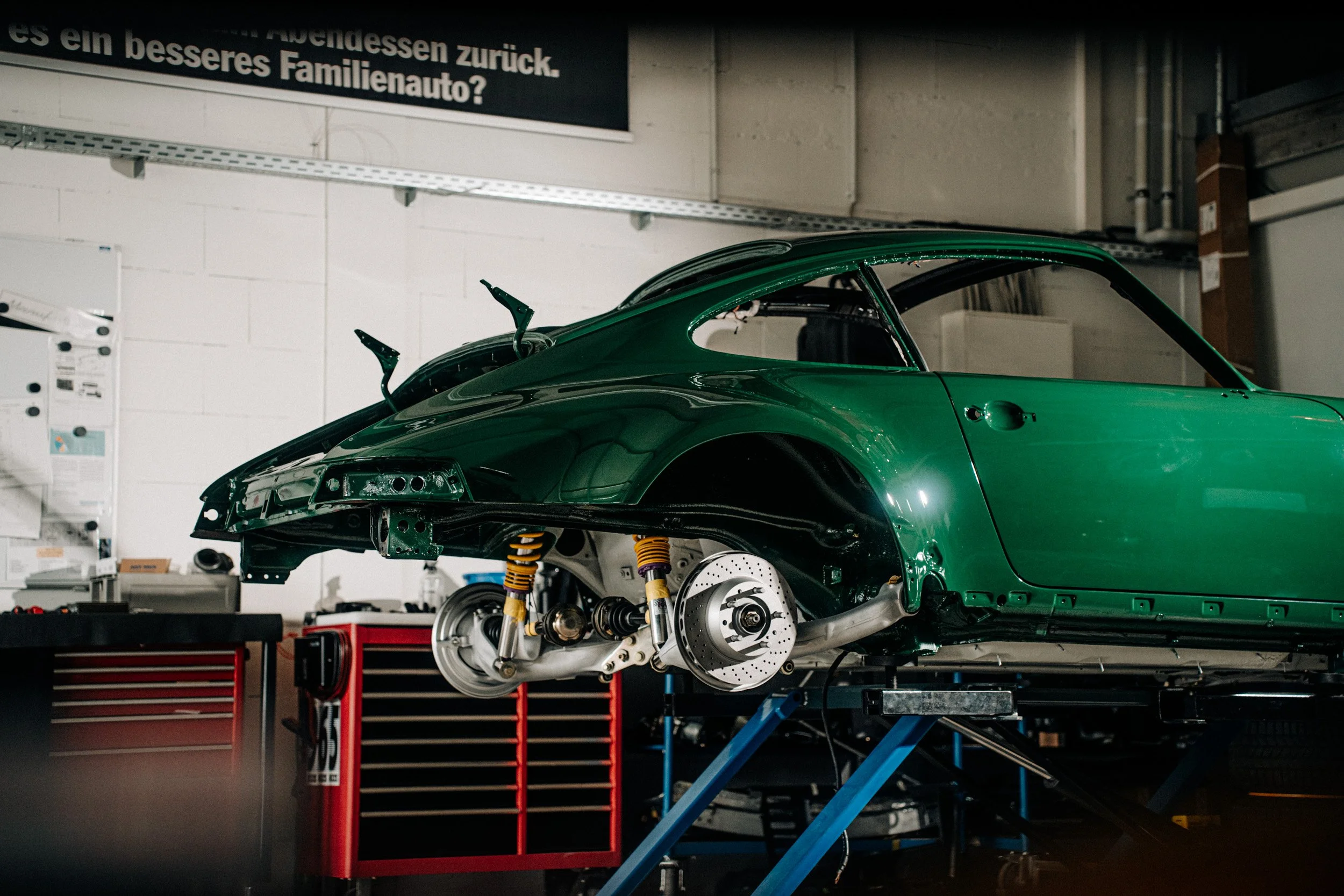 Manufaktur 964_964 turbo_irish green-07349.jpg