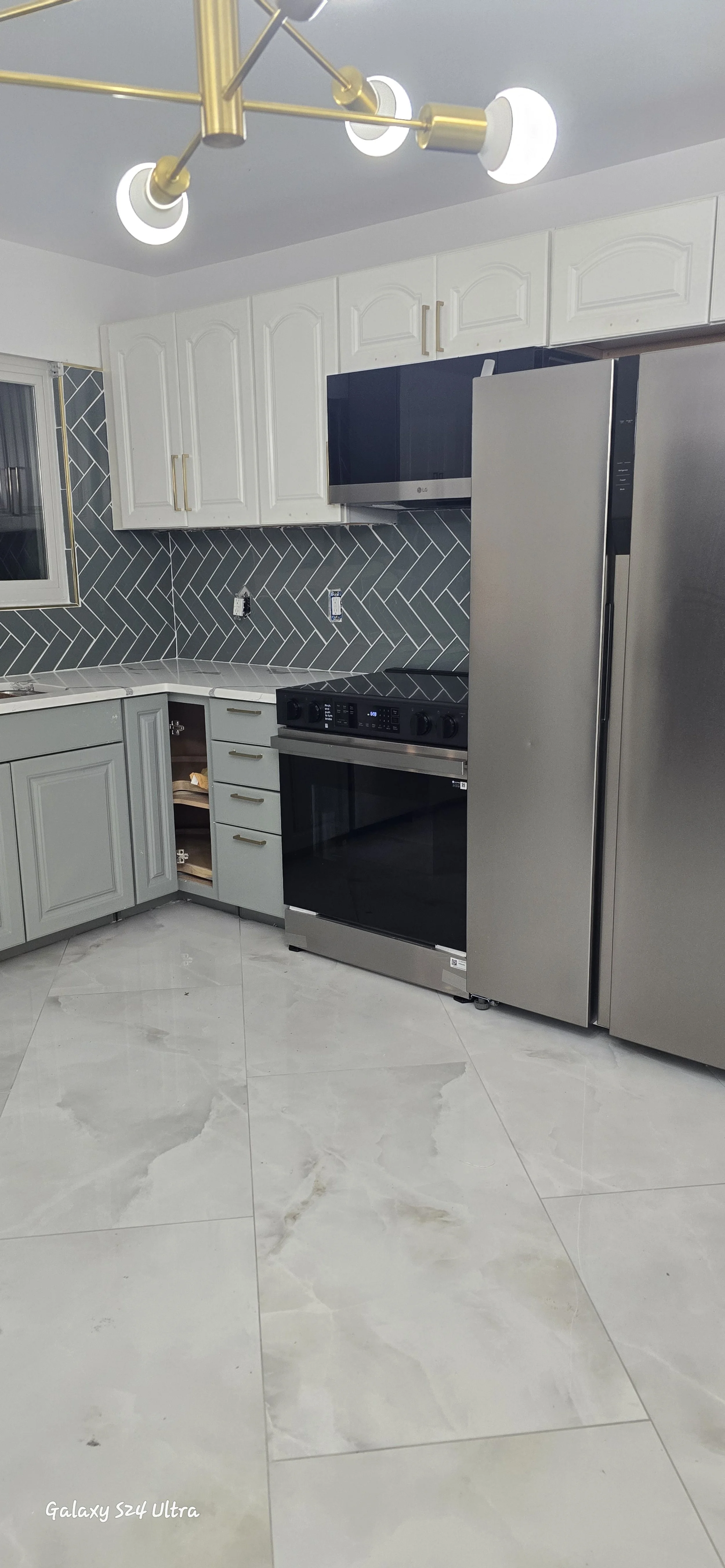 kirkwood kithcen tile.JPG