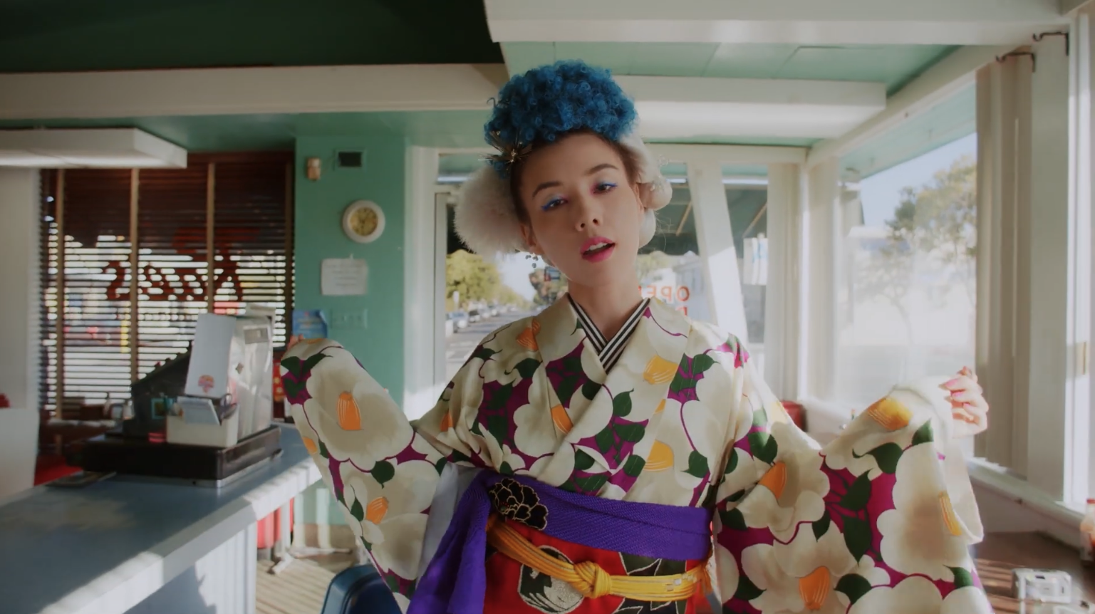 NYX COSMETICS I AM RIISA