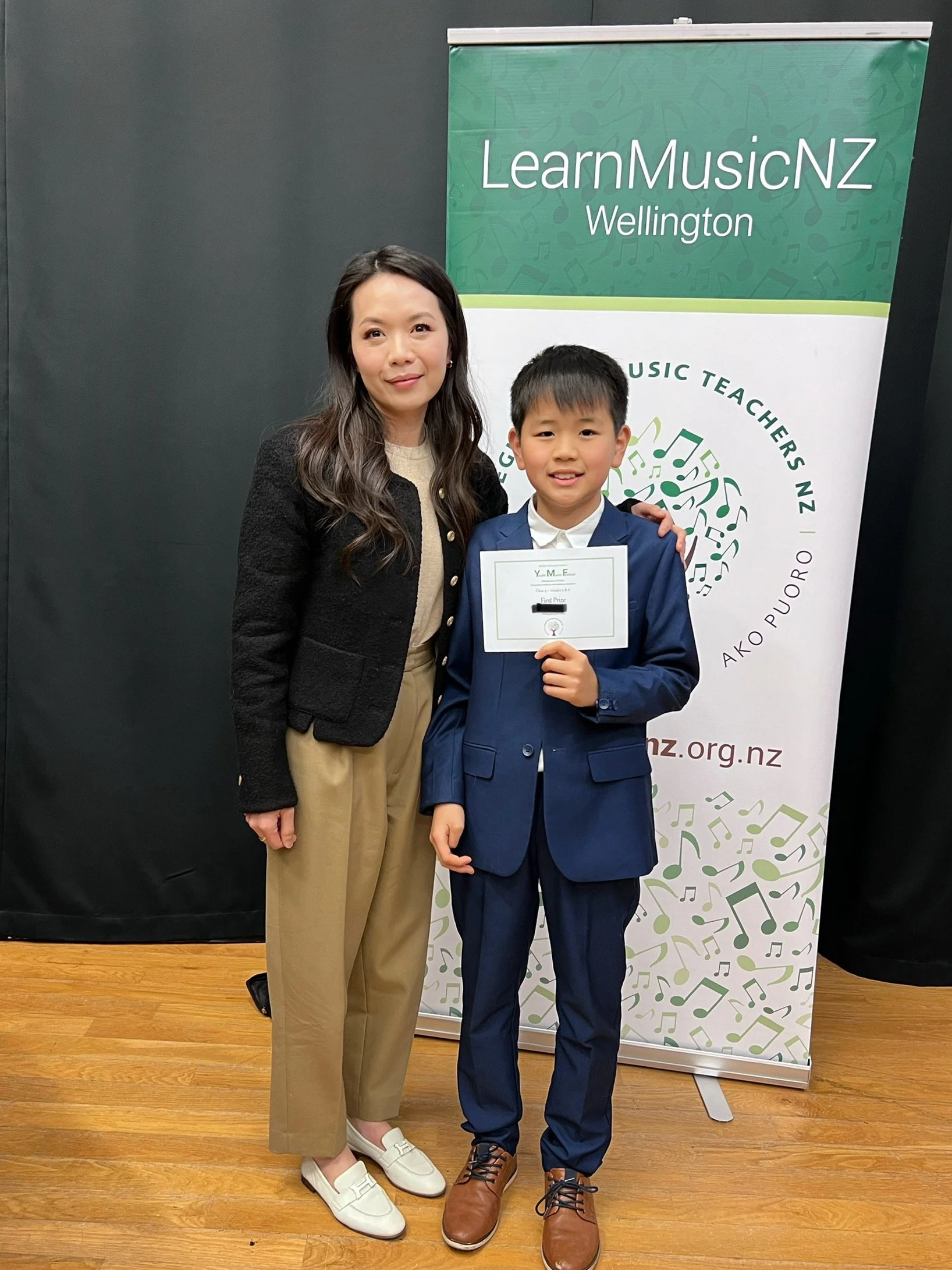 Miles with First Prize certificate