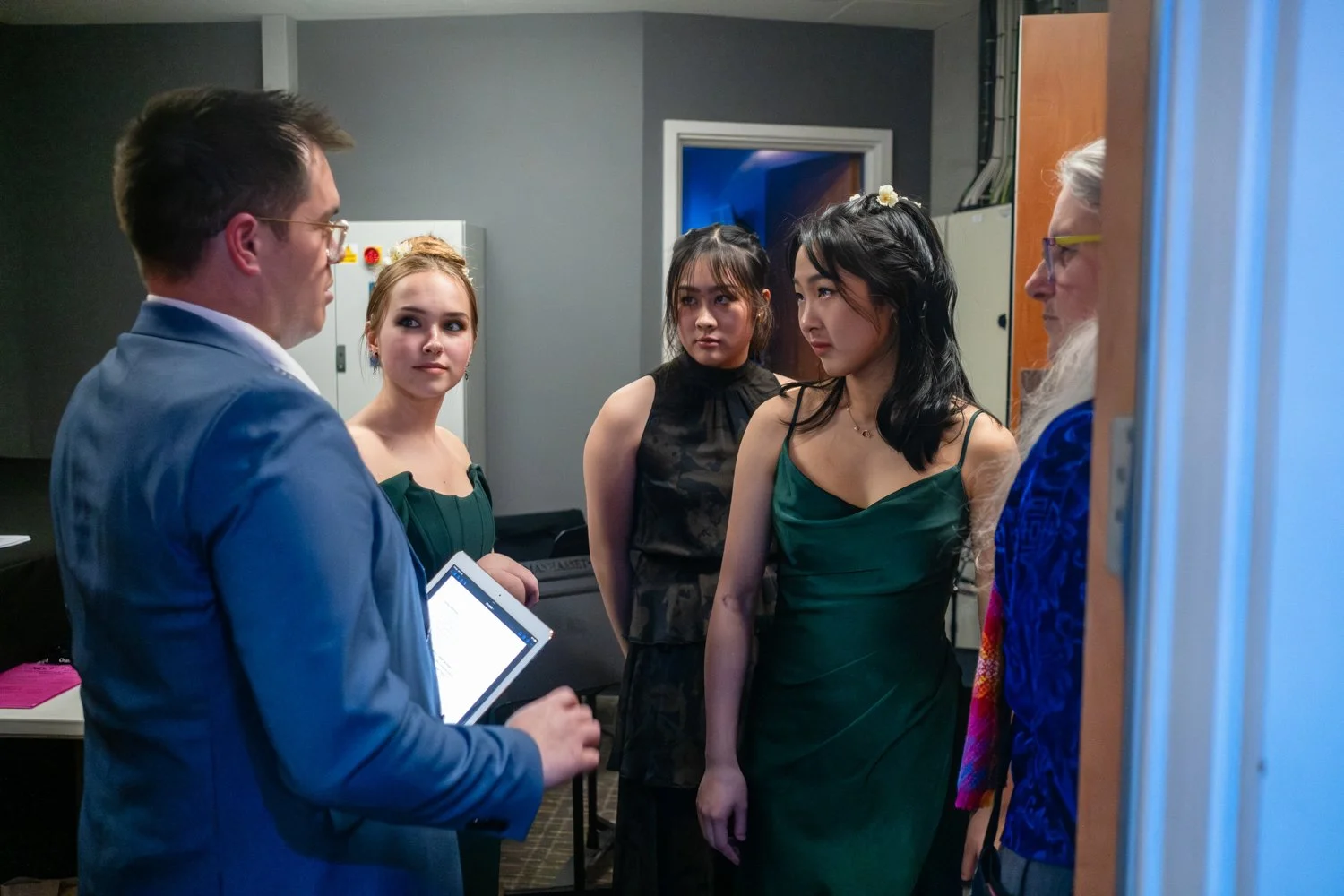 Listening to the rundown