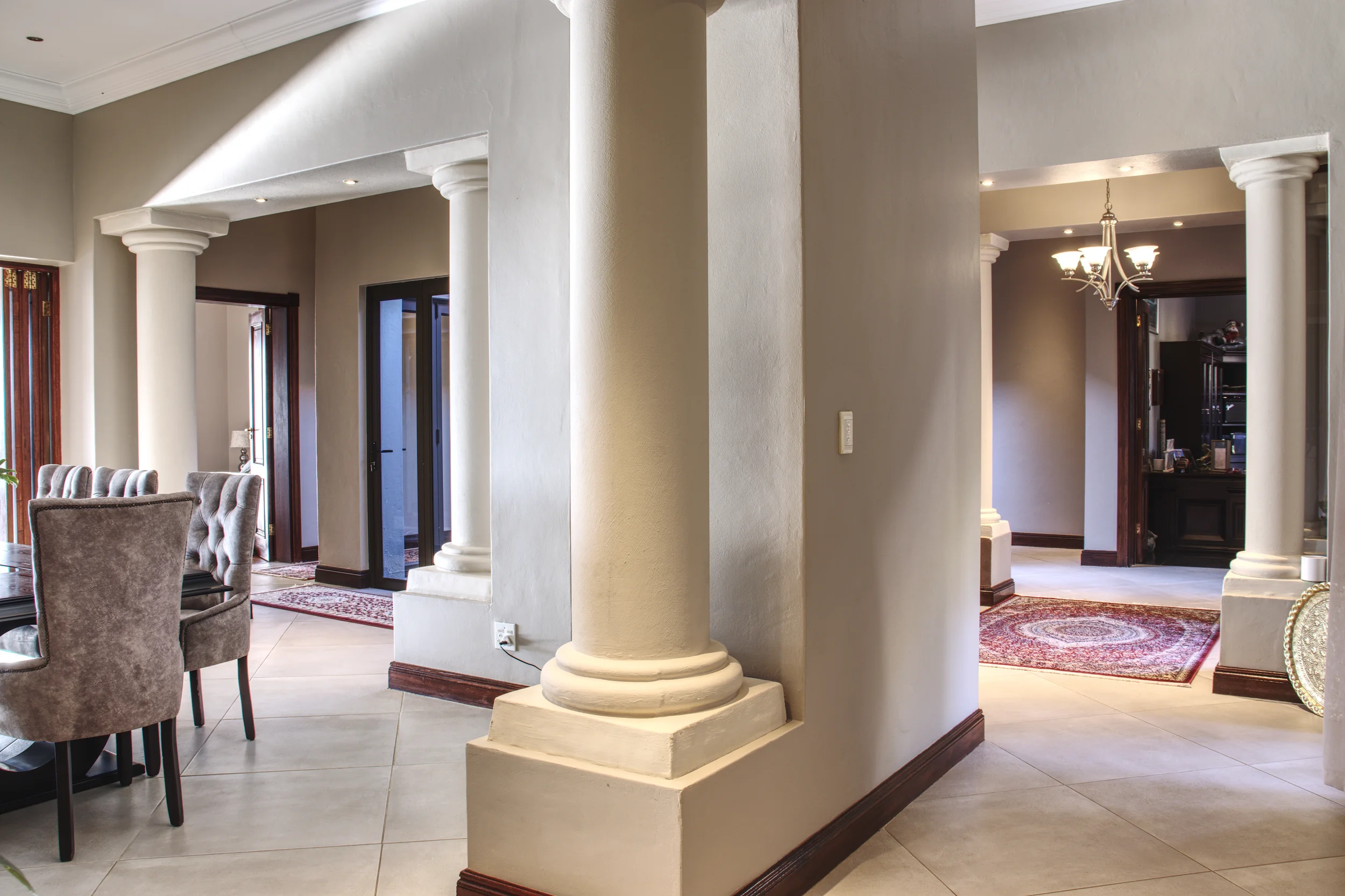 21 Entrance Hall.webp