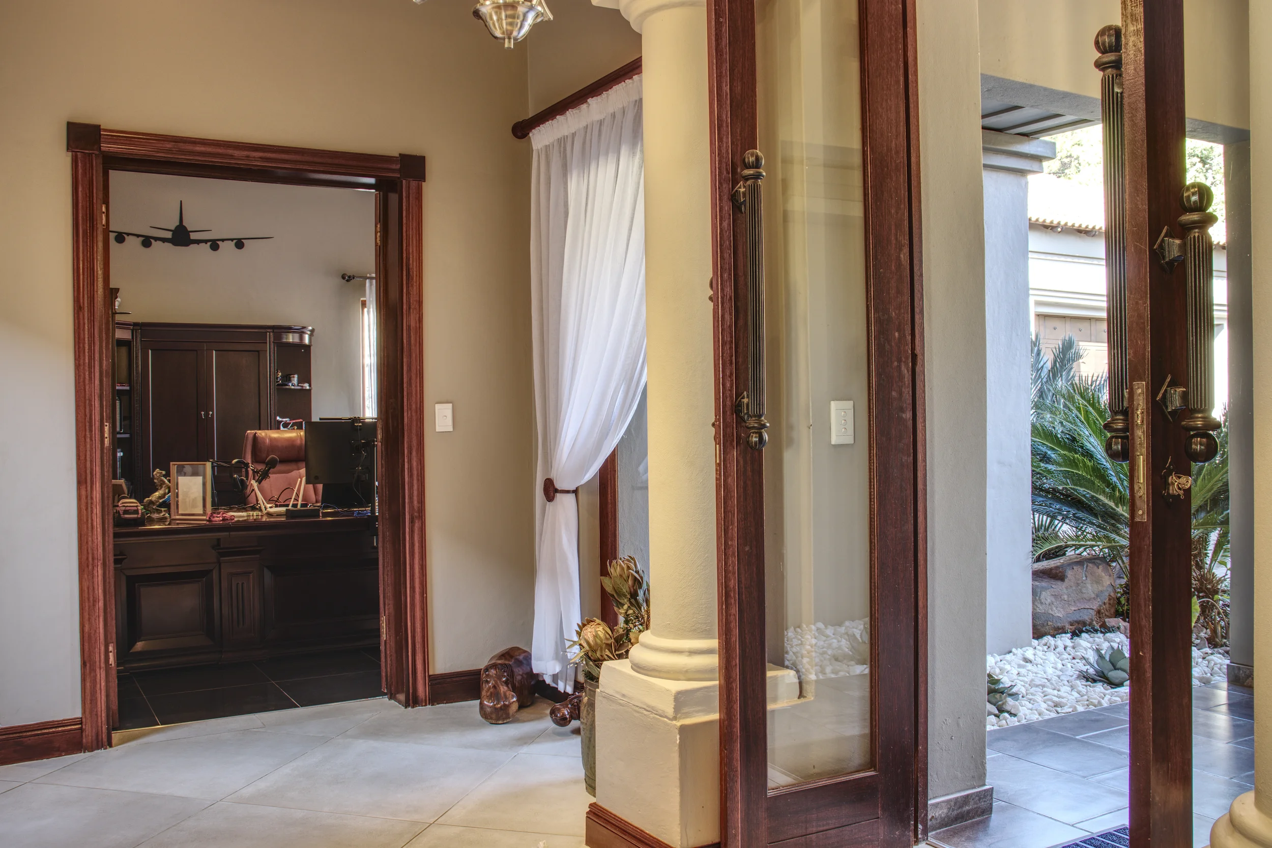 20 Entrance Hall.webp