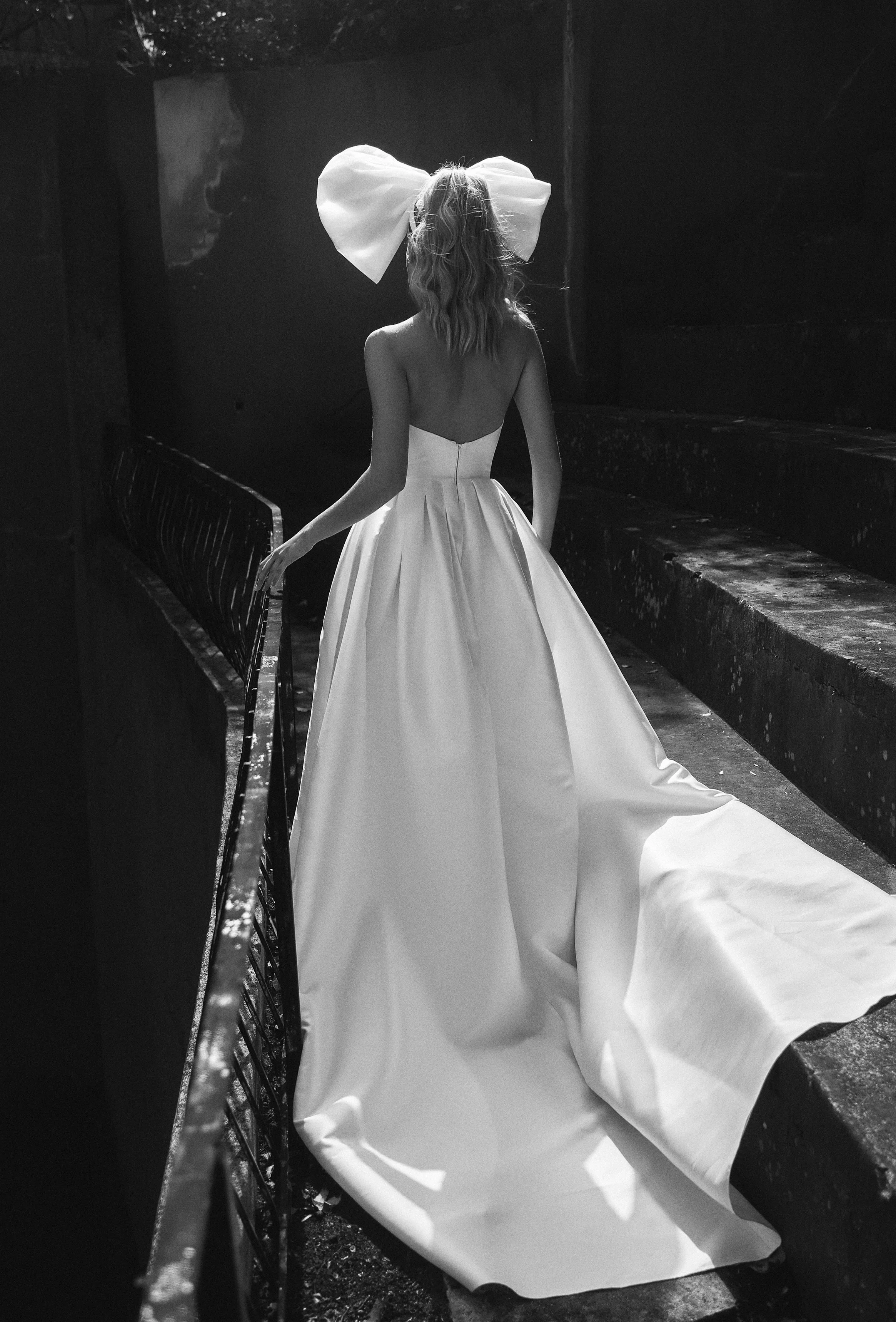 Editorial Dress 8.2 bw_7282.jpg