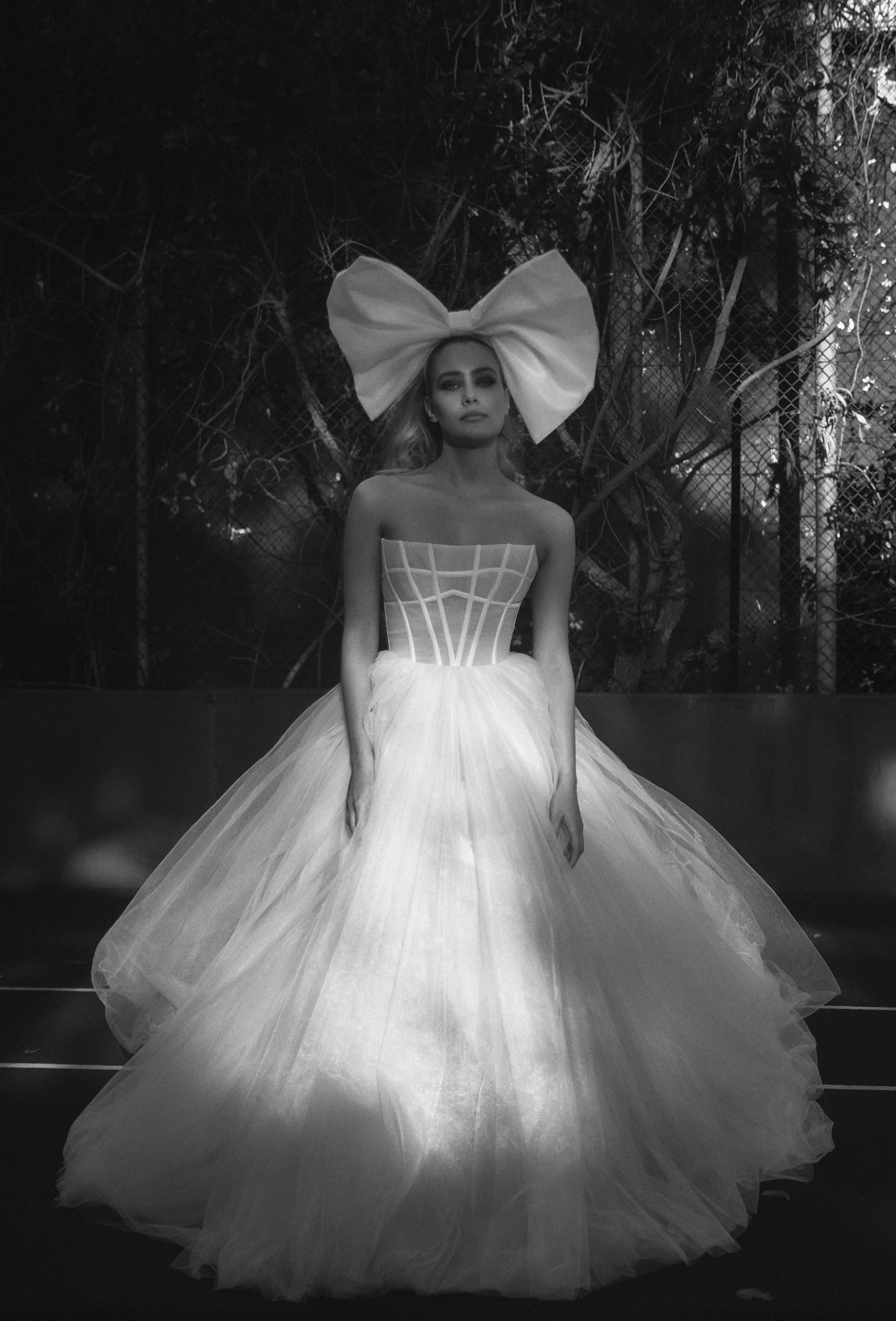 Editorial Dress 14.2 bw_9203.jpg