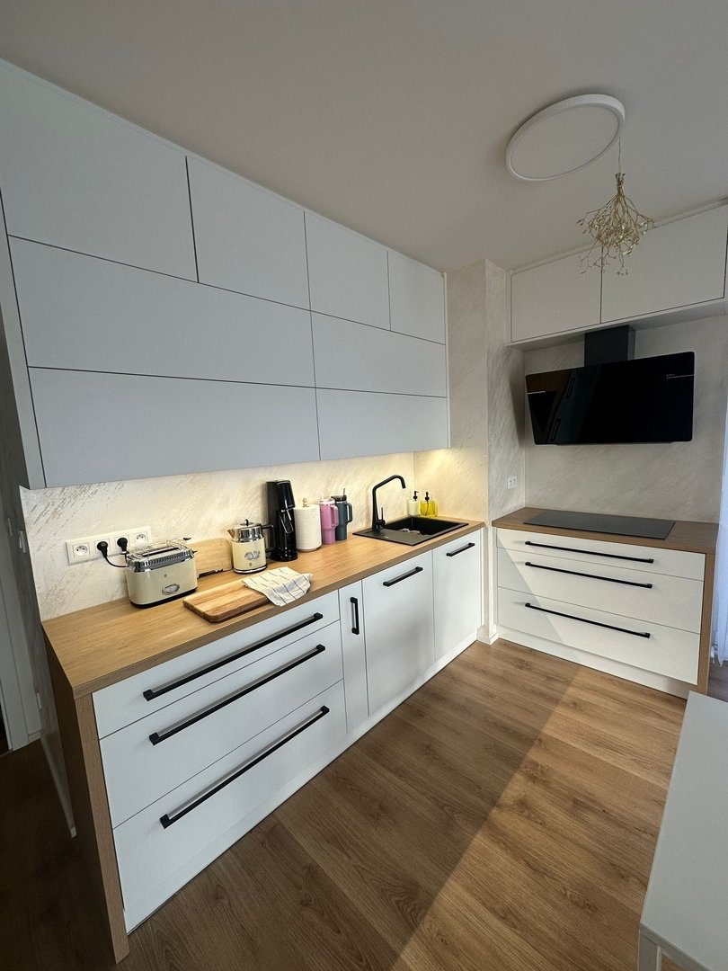 Kuchyň s obývacím pokojem