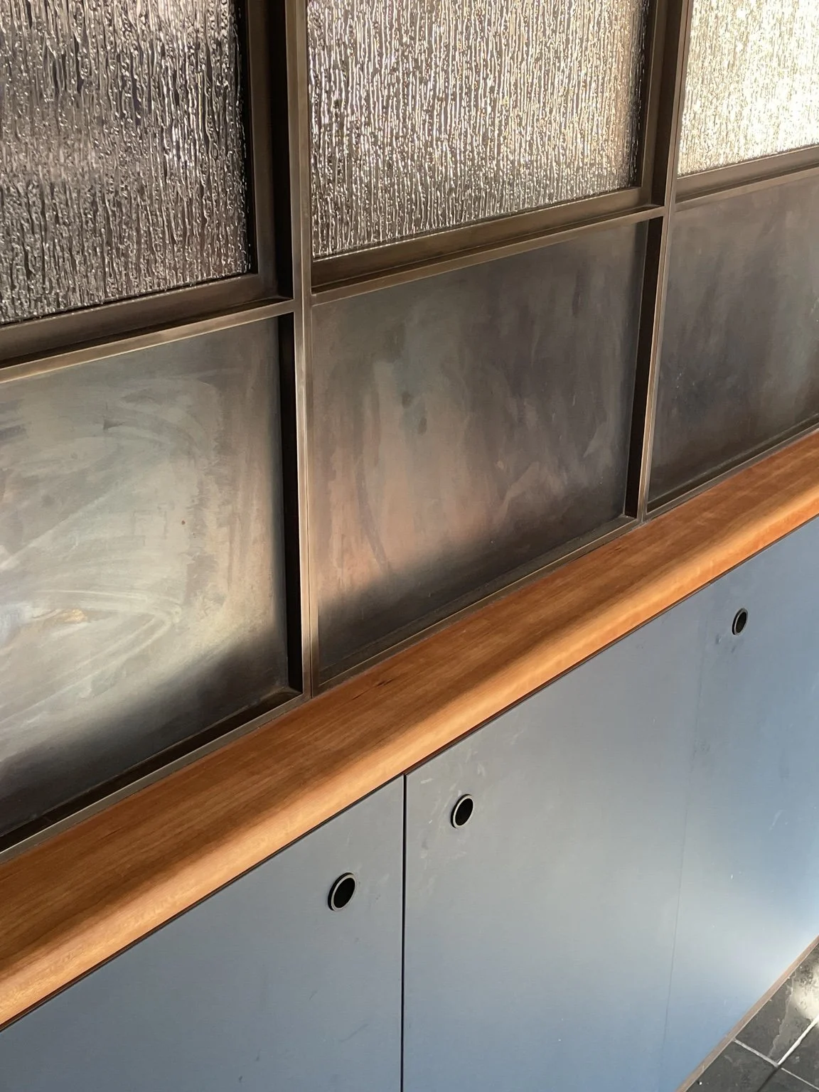 1021 GLASS PARTITION DETAIL.jpeg