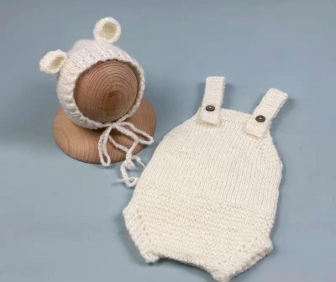 Strickkostüm Bär (beige, weiss)