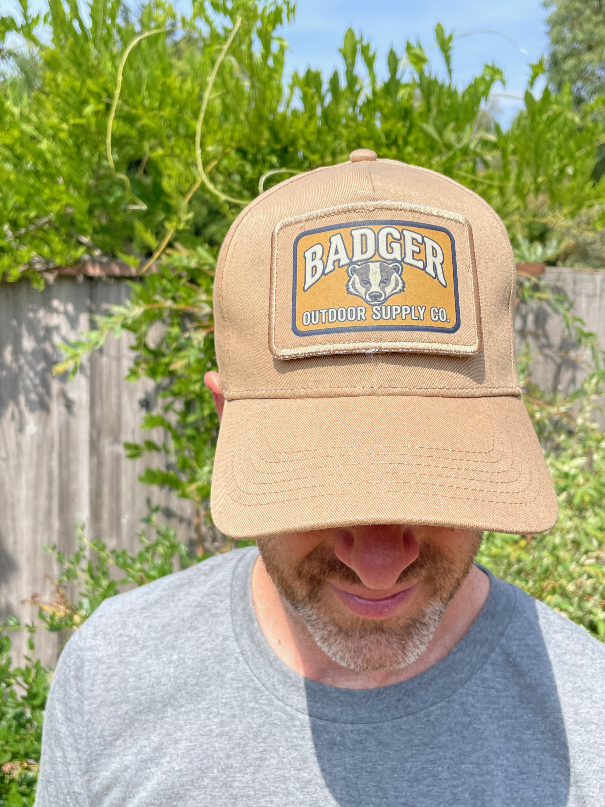Outdoor trucker cap, coyote