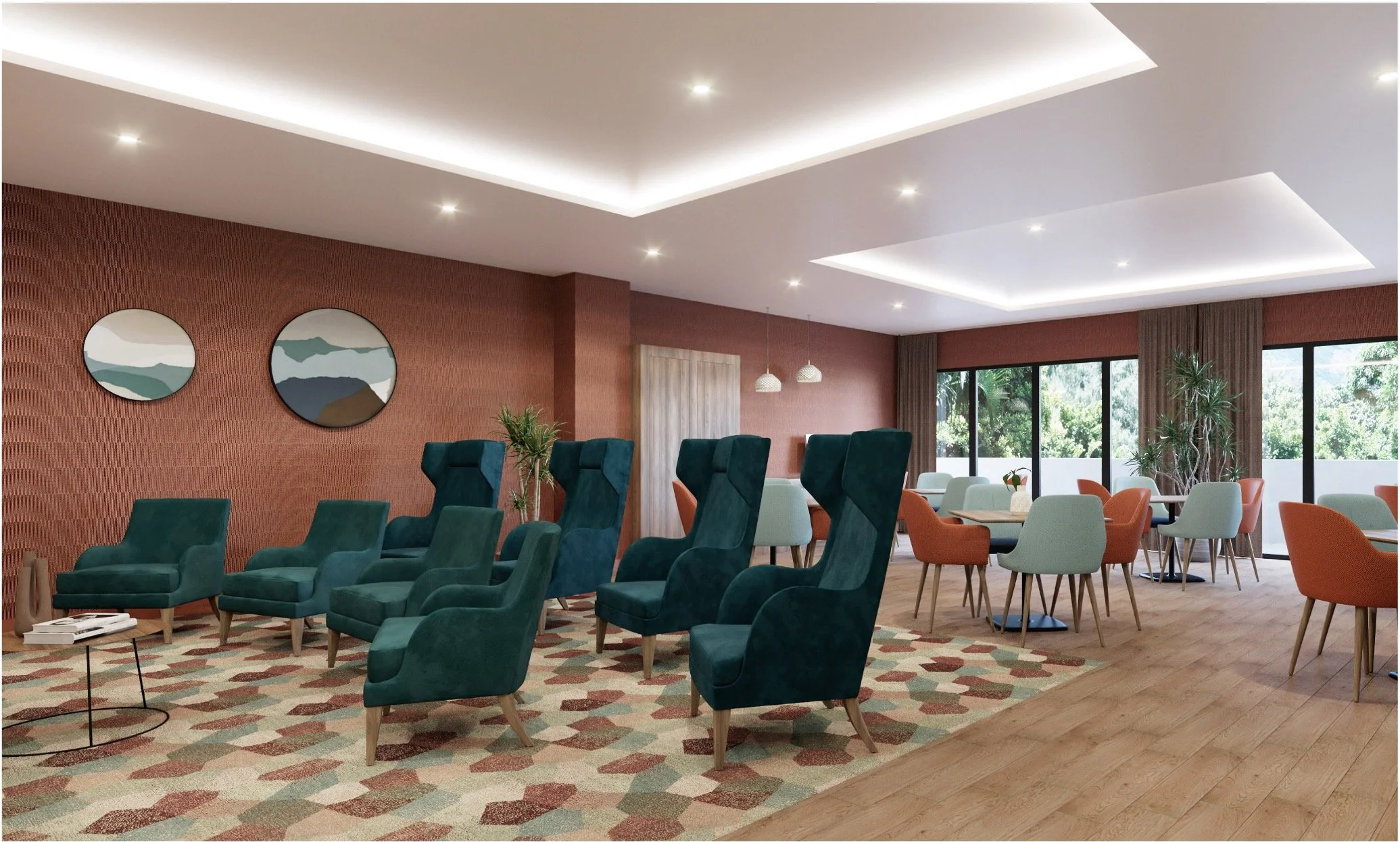 Salon multimédia avec des fauteuils bleu en velours, des tableau ronds graphique, des chaises bleus clair et rouge, des rideaux et des baies vitrées