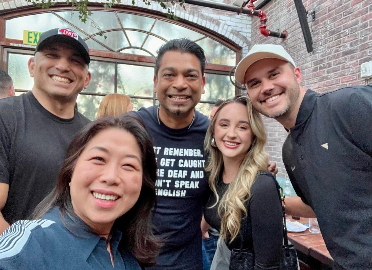 Members of vYve, called vYvers, smiling about the vYve Masterclass program.