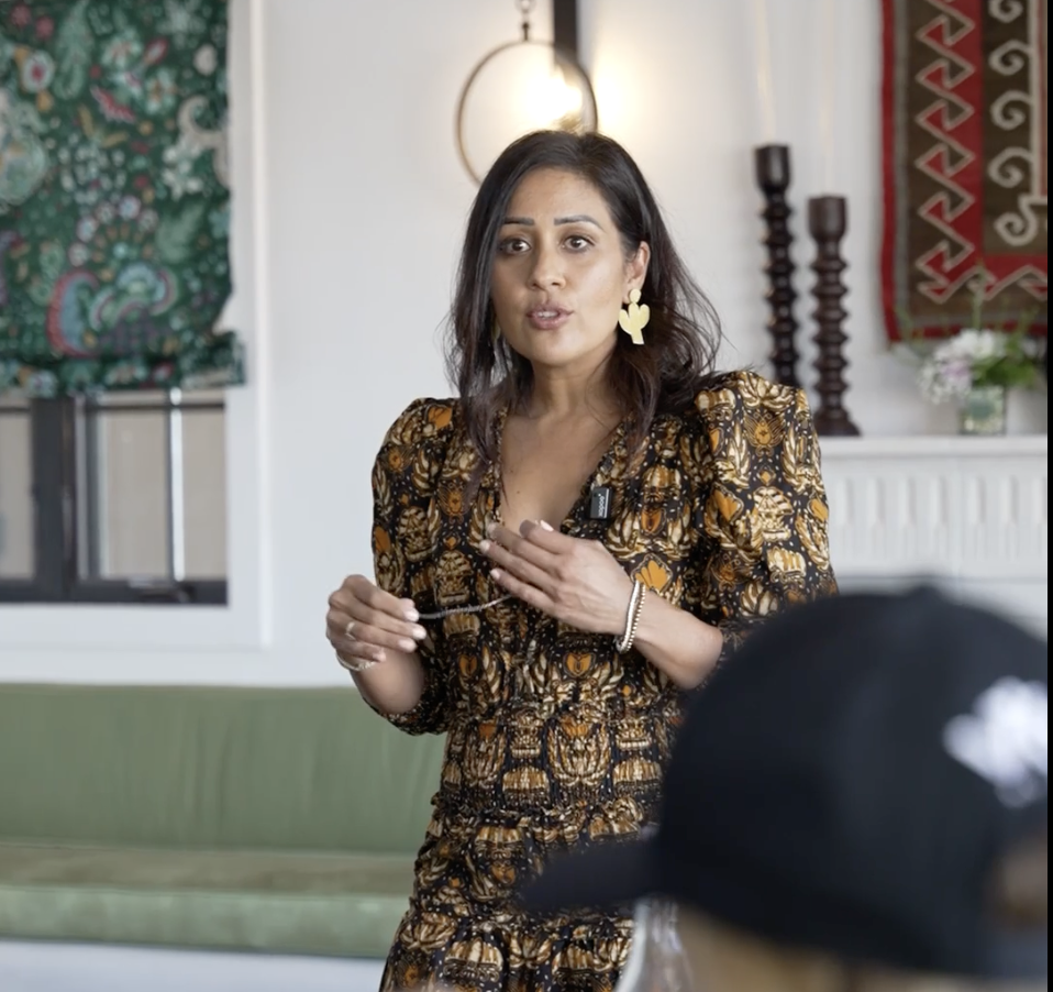 vYve Coach Mona Patel teaching at a Vyve Masterclass.