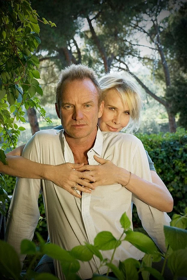 Trudie&Sting_Garden.HR_by-Jaime-Travezan-(1).jpg