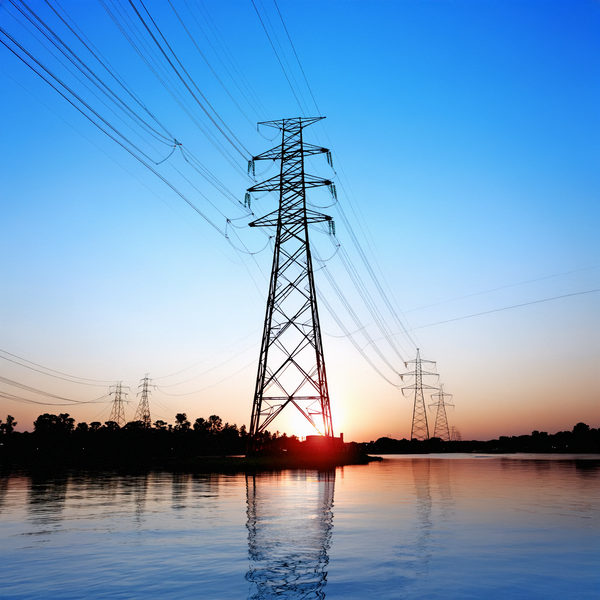 Ρεύμα και νερό: δεν είναι “κρίσεις”. Είναι ο καθρέφτης της πολιτικής μας.