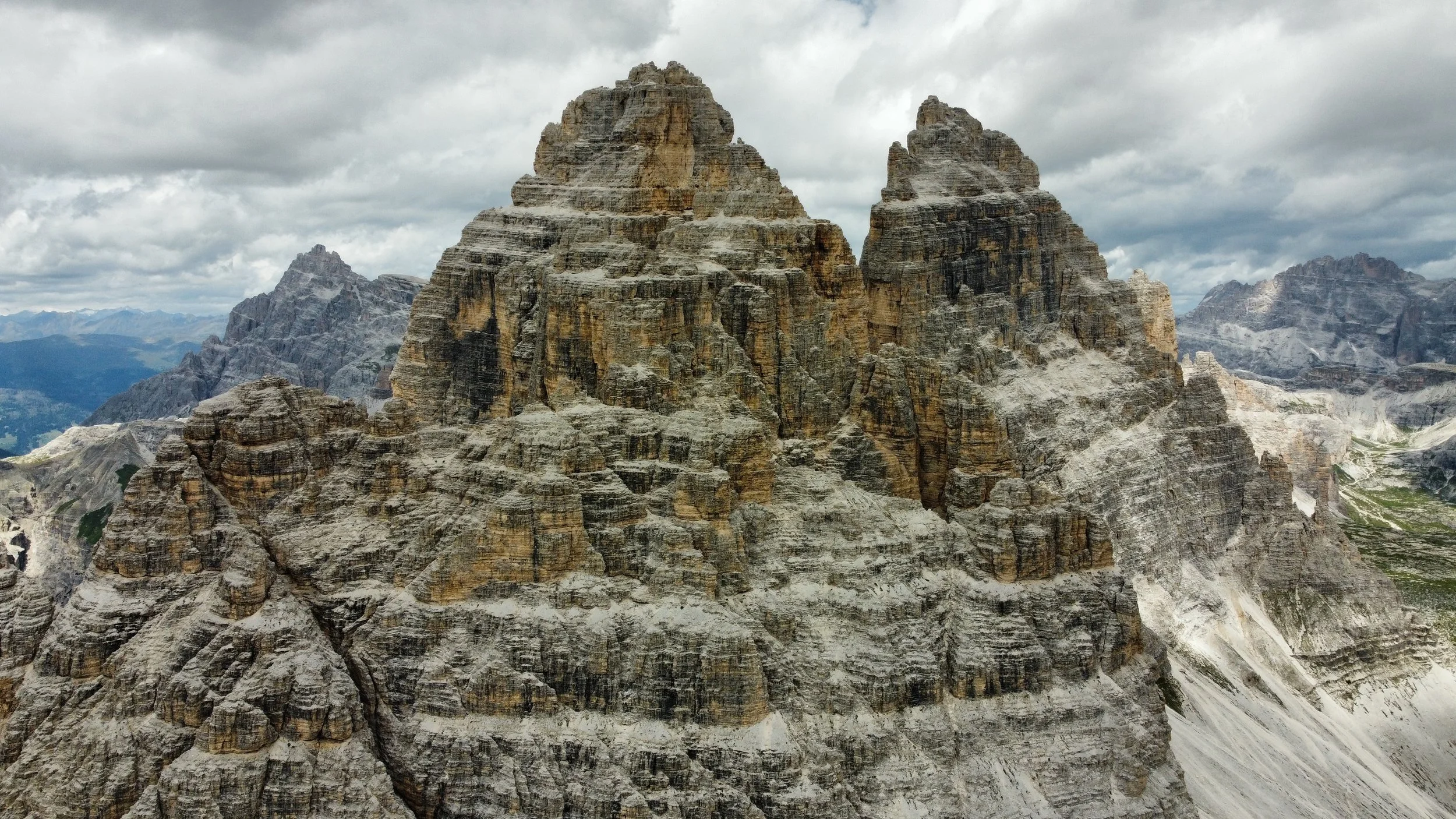 dji_fly_20250627_144914_369_1751028645212_photo_optimized (2).jpg