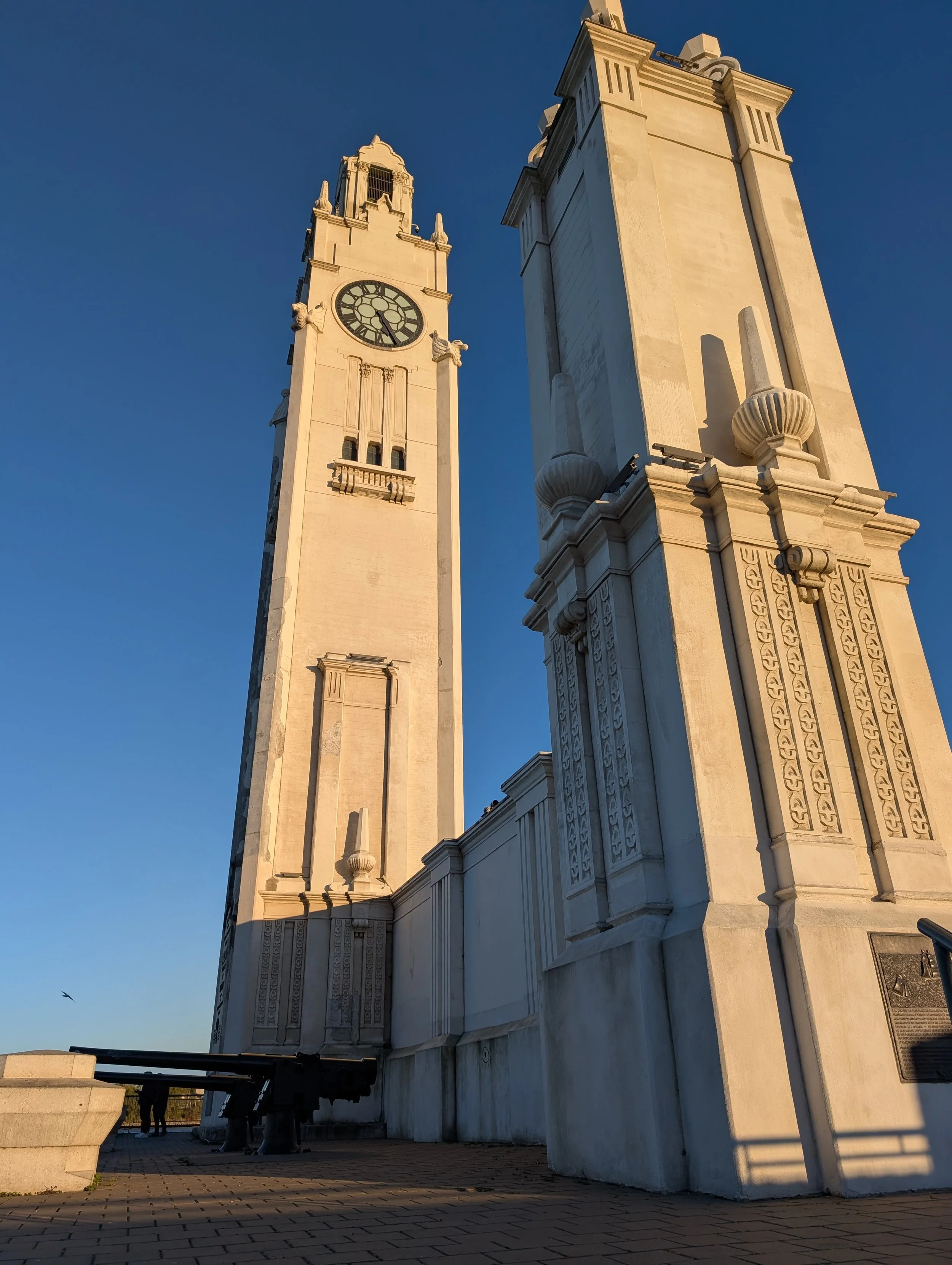 PXL_20251016_212145507 (1).jpg