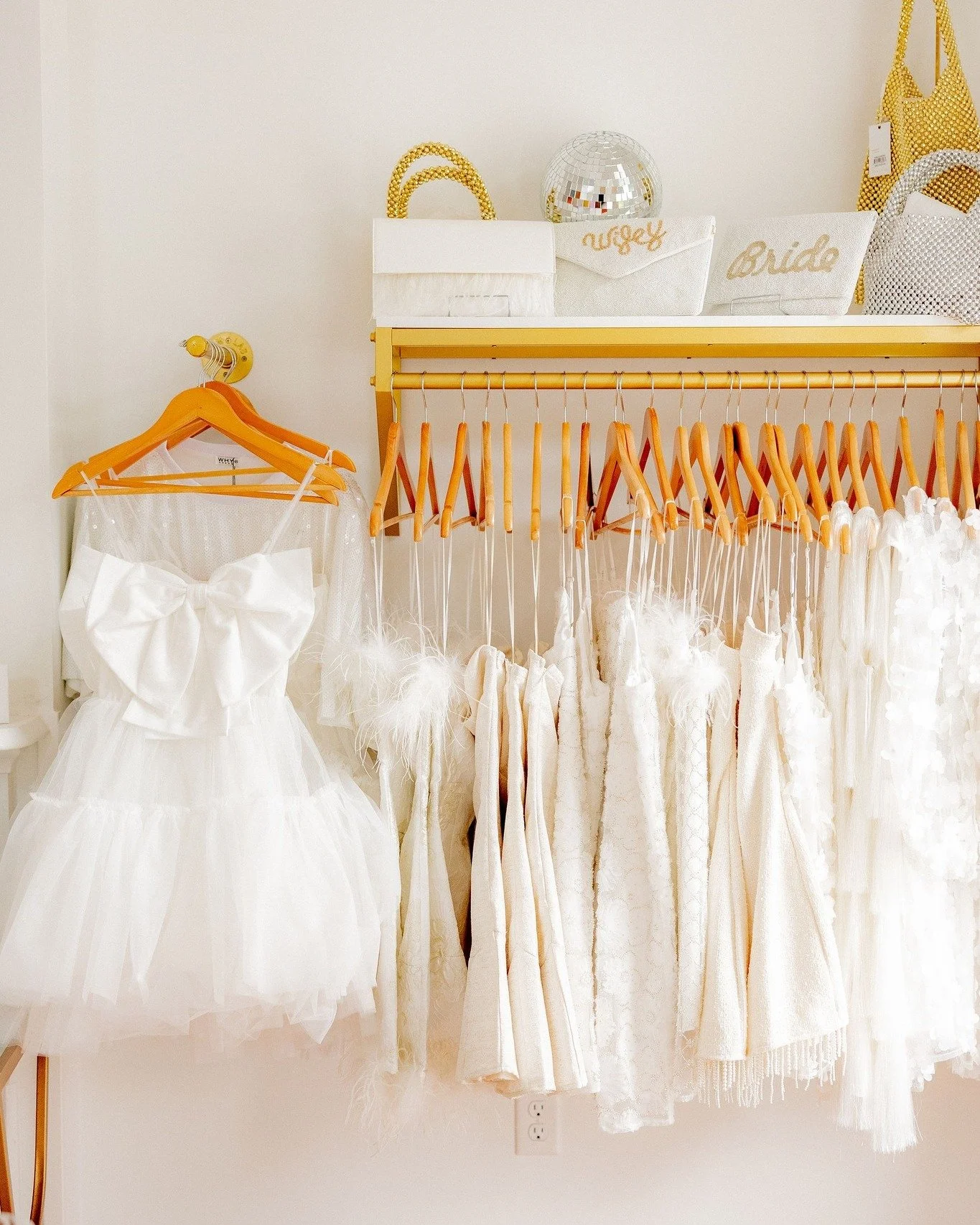 Join us this weekend in New Orleans for Santa's Champagne Stroll on Magazine Street! 🥂

We&rsquo;ll be popping bubbly and celebrating the holidays in style this Saturday, December 6. Stop by Bliss Bridal from 5-8PM to sip, shop our sidewalk sale, an