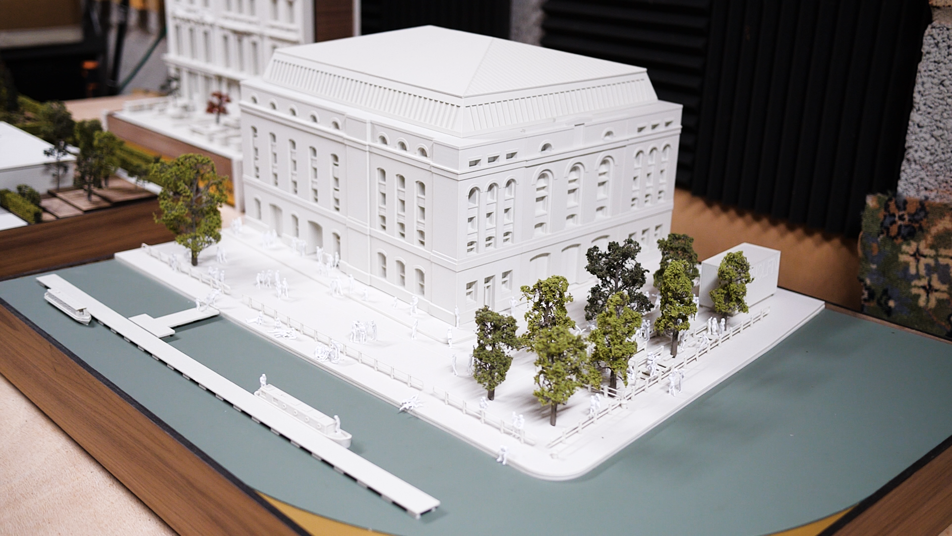 Wingfields Workshop Promo_V1.0.00_00_15_04.Still012.png