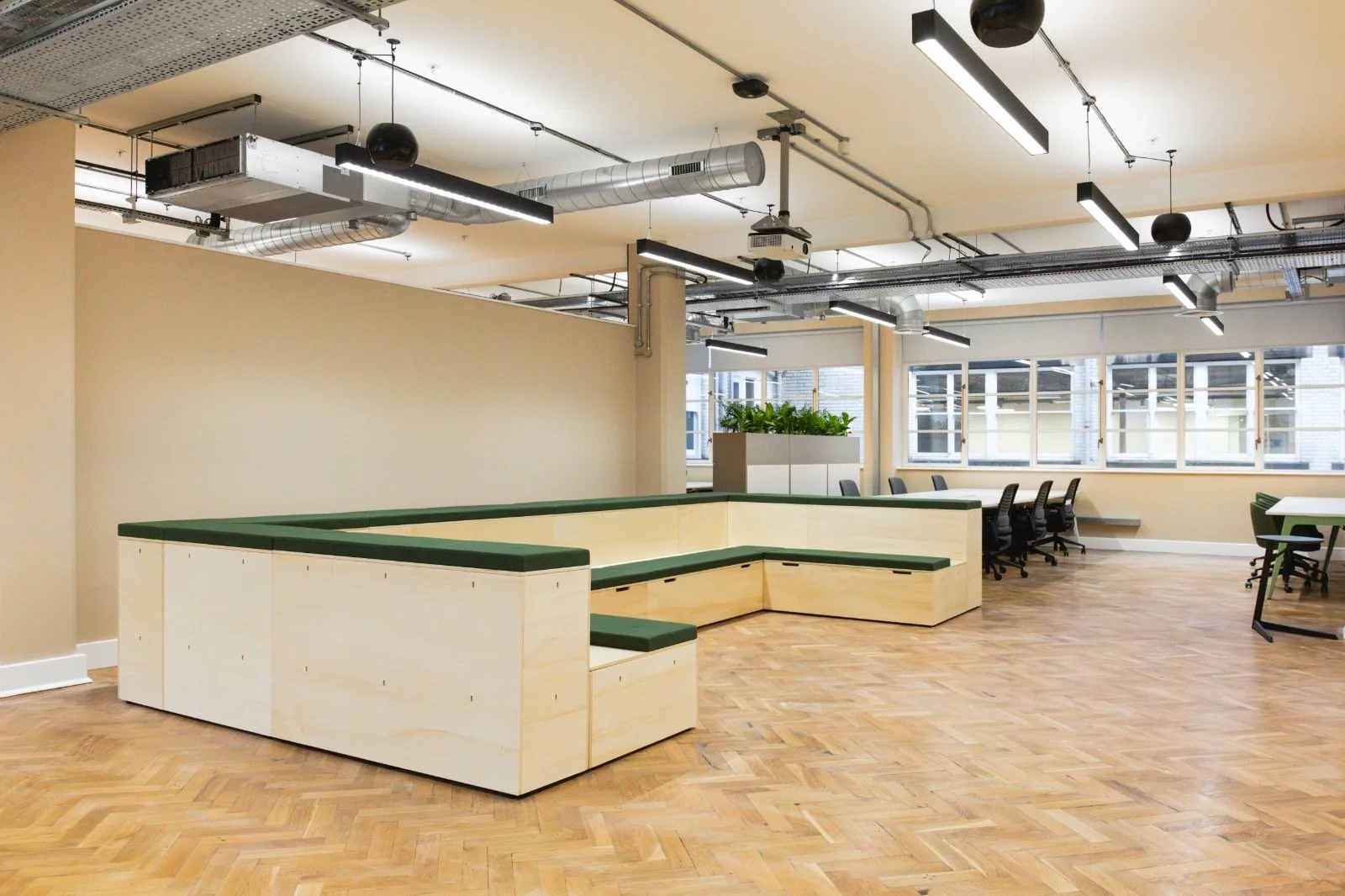 a7b675f5-98b7-4cb5-bdb9-5d12eb63c92b 2.JPG