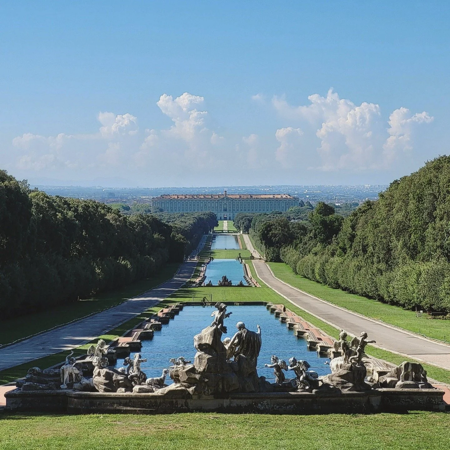 Choose Ischiaintaxi for a full day of sightseeing! Reggia di Caserta&mdash;a true gem of Italy with its grand palaces and gardens.With a personal driver: stress-free tours, modern vans for groups, 24/7 across Italy. DM to book your adventure! #Ischia